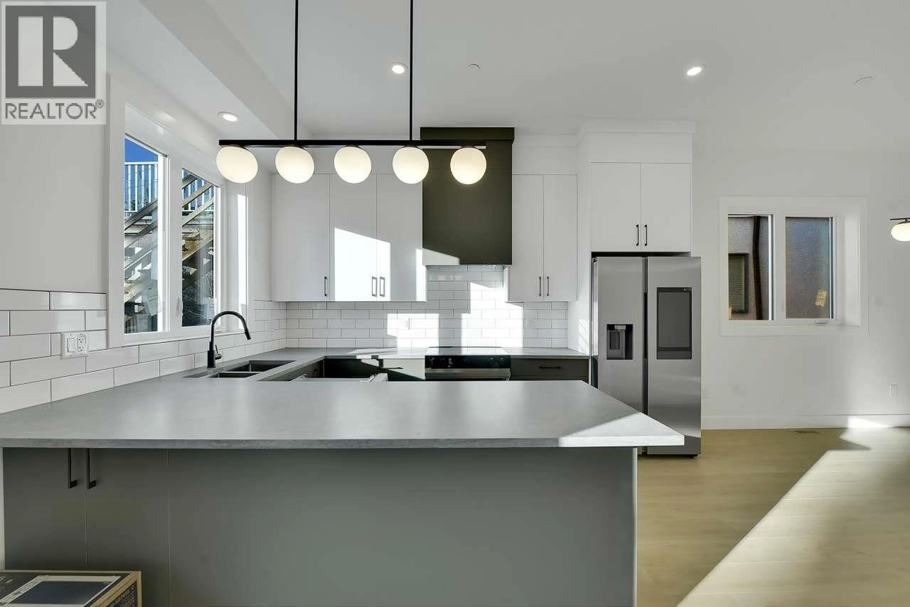 Contemporary kitchen, unknown for 1 - 1436 E 1ST AVENUE, Vancouver British Columbia V5N1A3