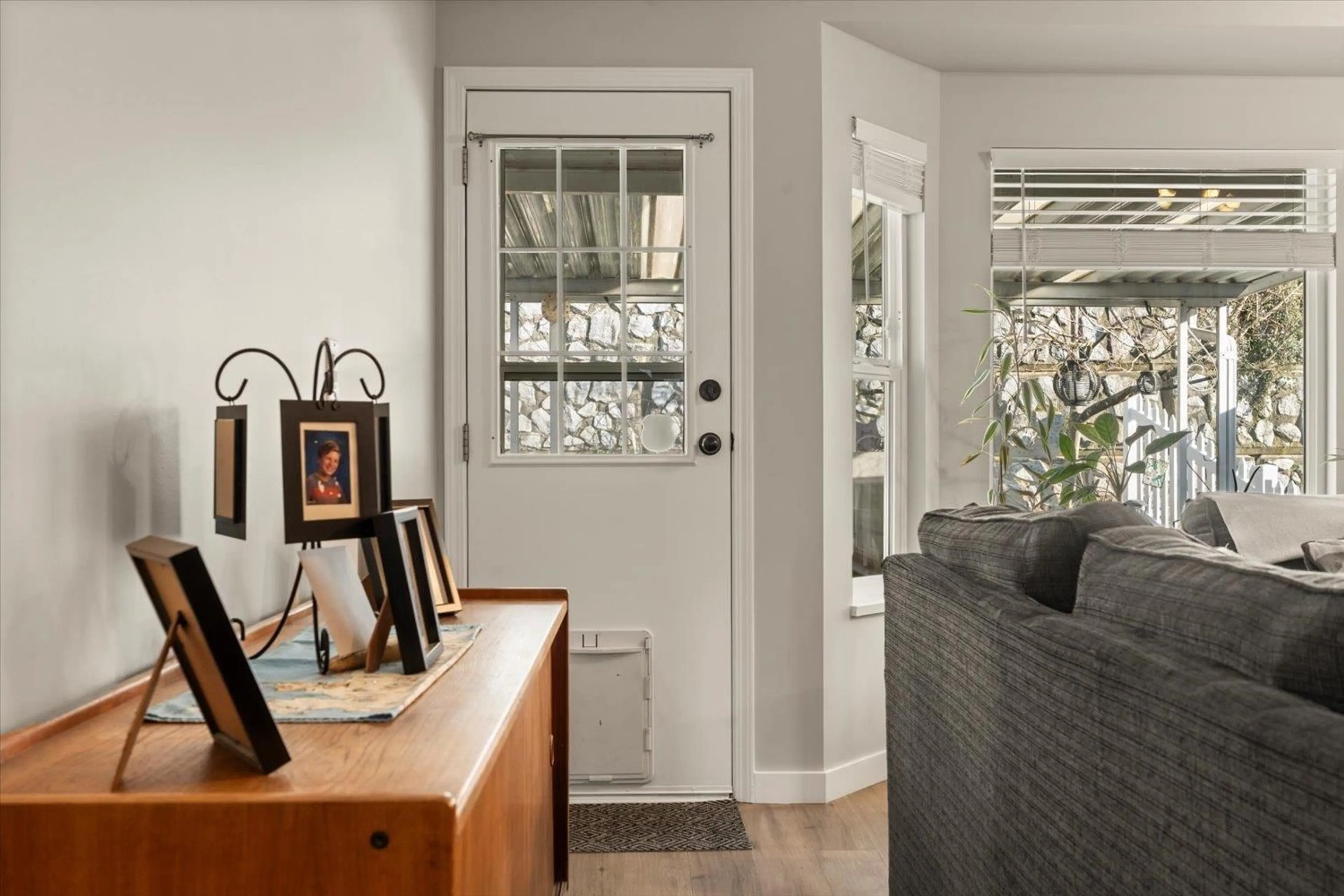 Indoor entryway for 69 - 1973 WINFIELD DRIVE, Abbotsford British Columbia V3G1K6