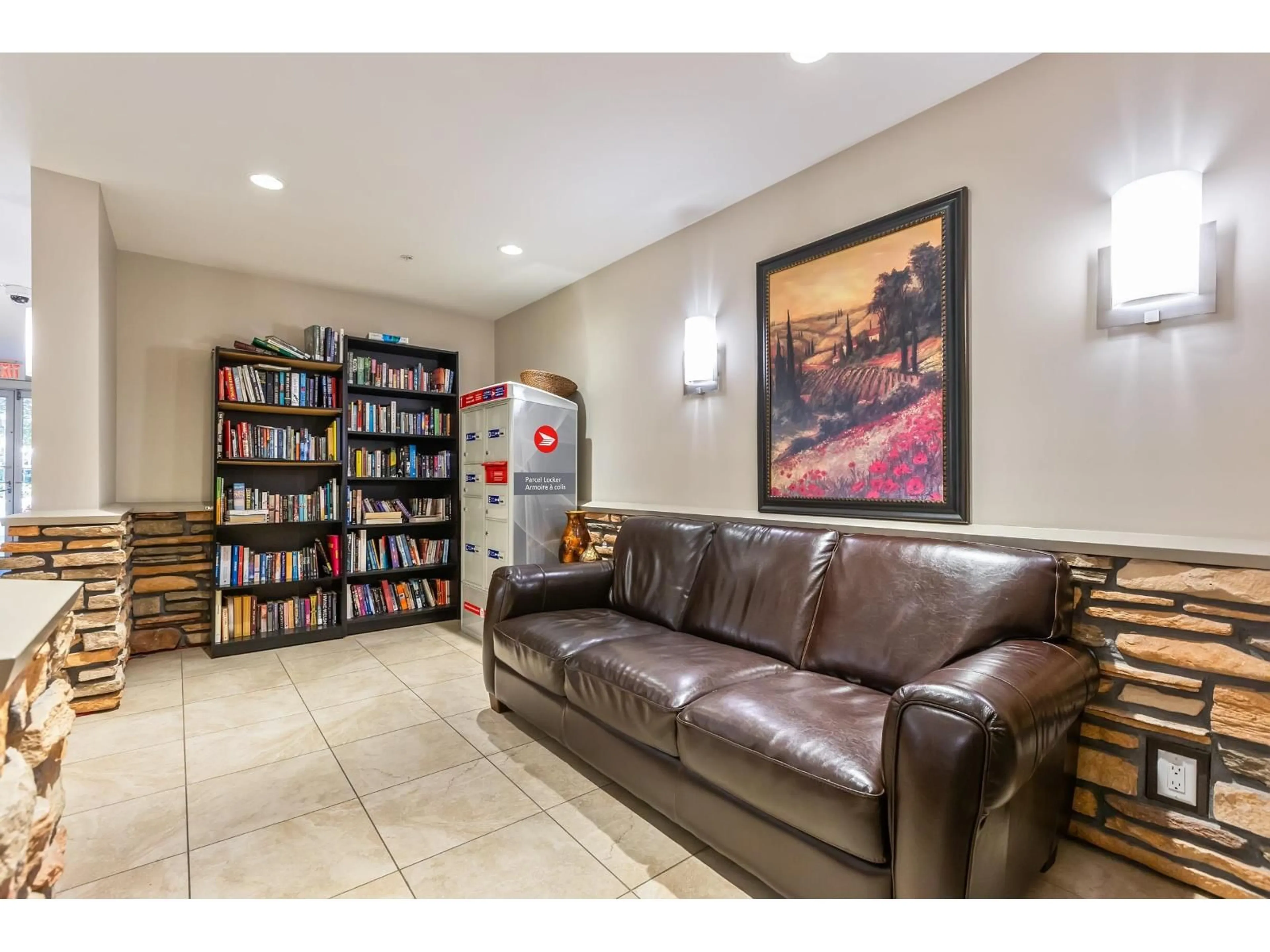 Lobby for 429 - 8288 207A STREET, Langley British Columbia V2Y0L2