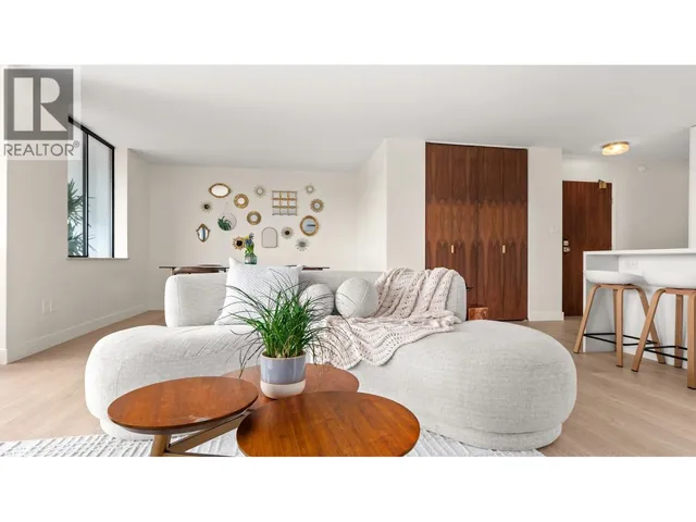 401 - 475 13TH STREET, West Vancouver 5