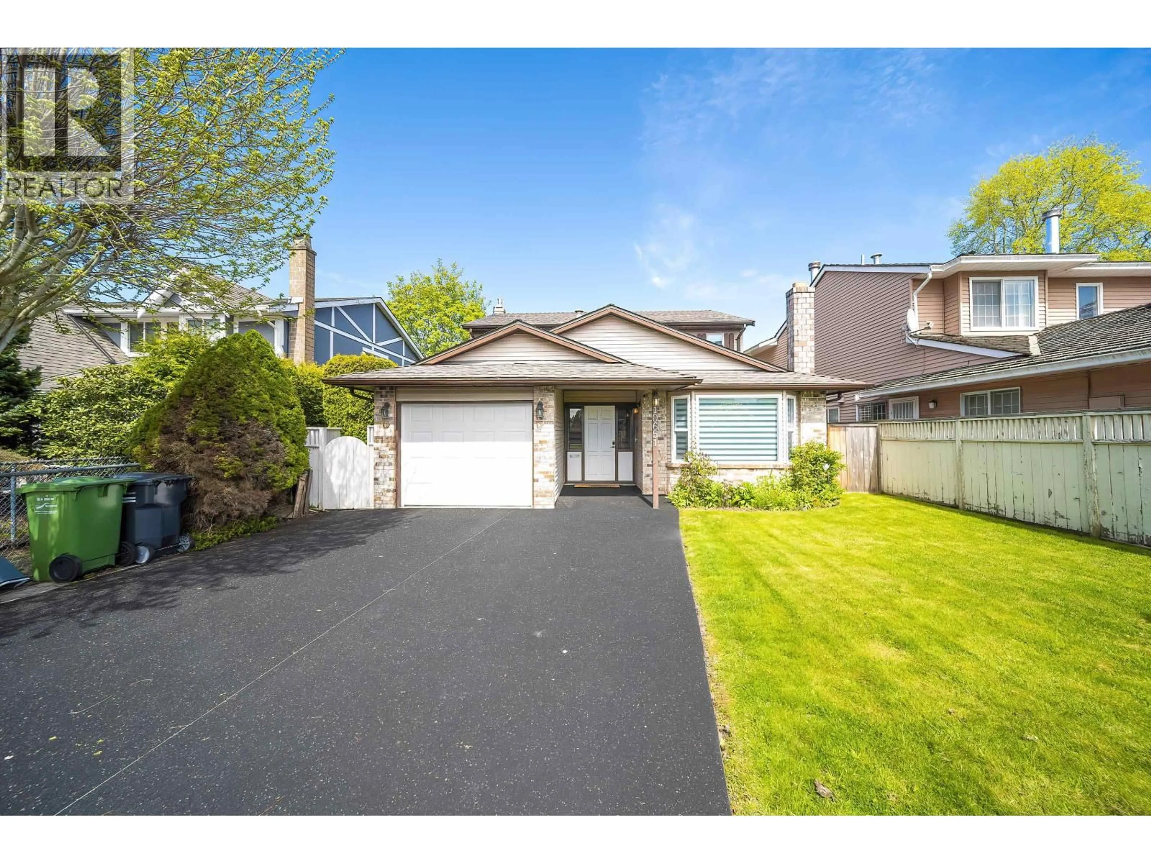 Home with vinyl exterior material, street for 10651 CANSO CRESCENT, Richmond British Columbia V7E5B6