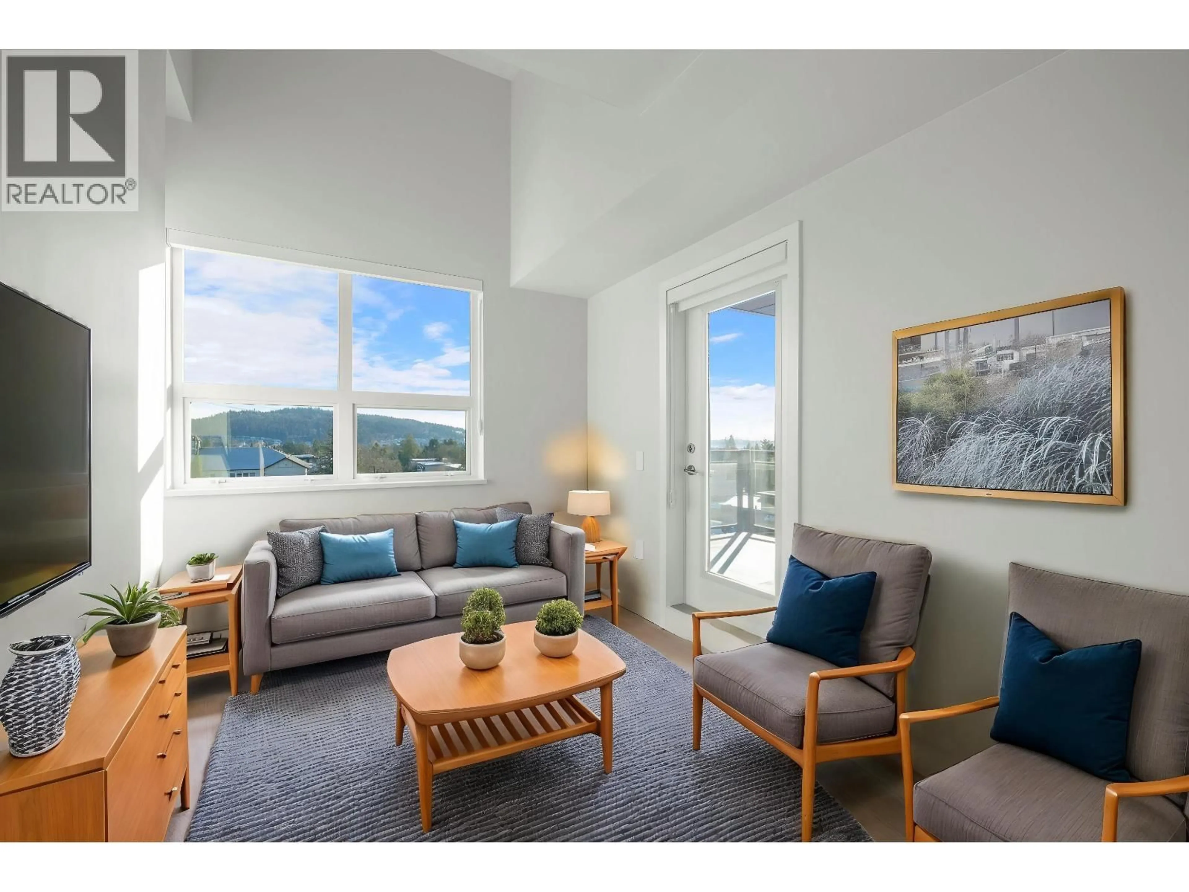 Living room with furniture, unknown for 405 - 5535 HASTINGS STREET, Burnaby British Columbia V5B1R2