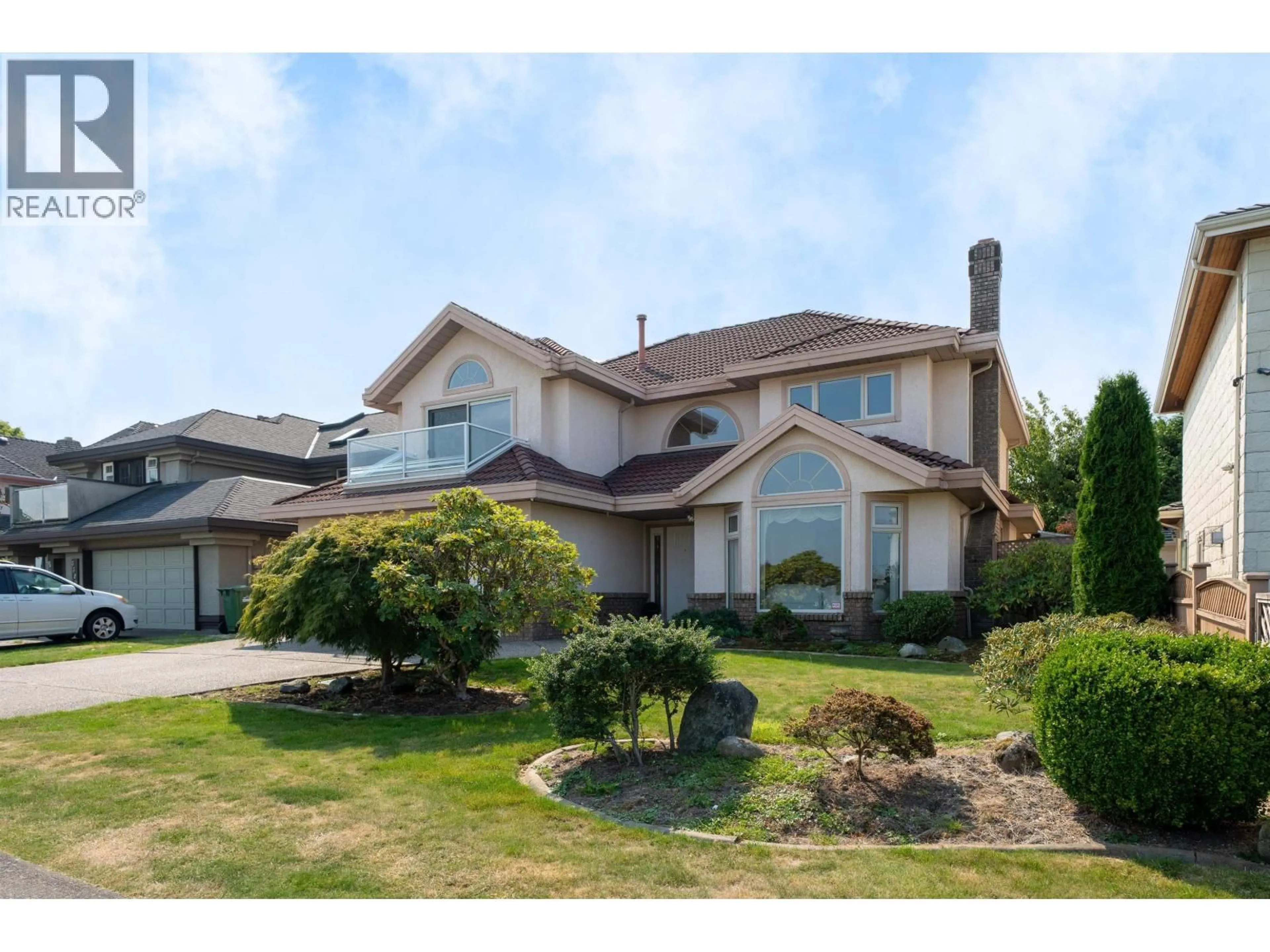 Home with vinyl exterior material, street for 3300 RIVER ROAD, Richmond British Columbia V7C5N2