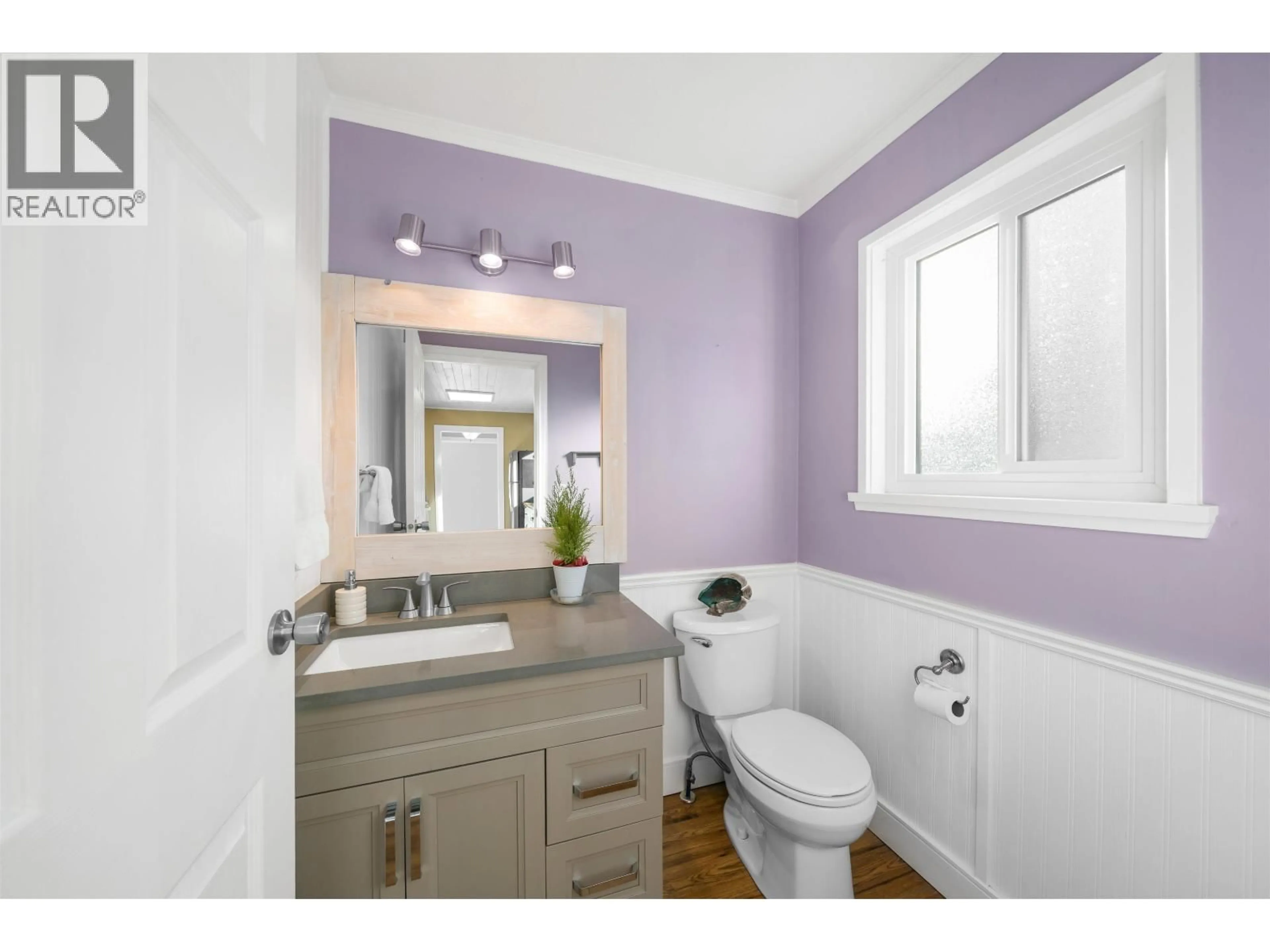 Standard bathroom, unknown for 124 - 11255 HARRISON STREET, Maple Ridge British Columbia V2X0K2
