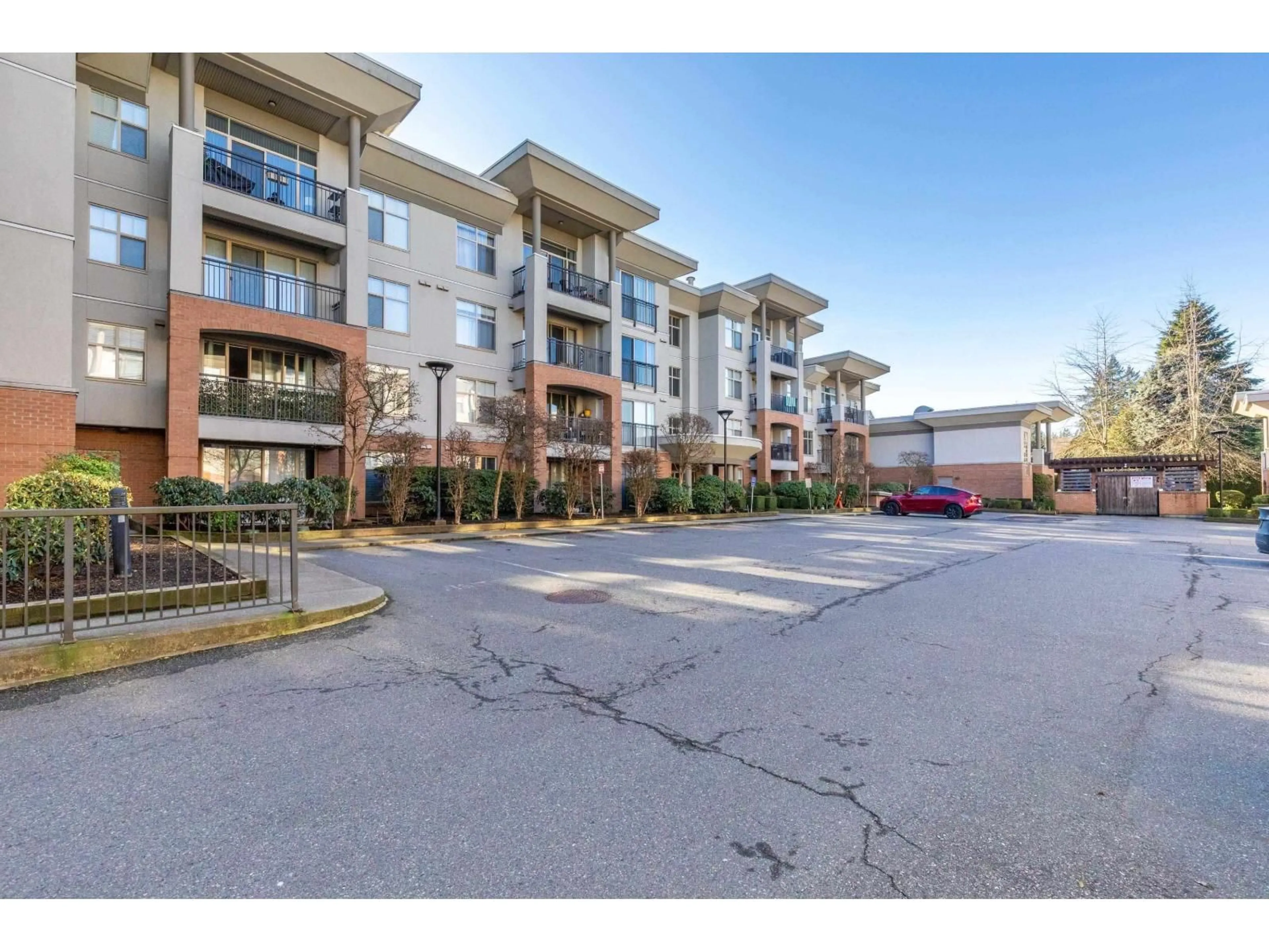 Unknown for 406 - 33545 RAINBOW AVENUE, Abbotsford British Columbia V2S0B9