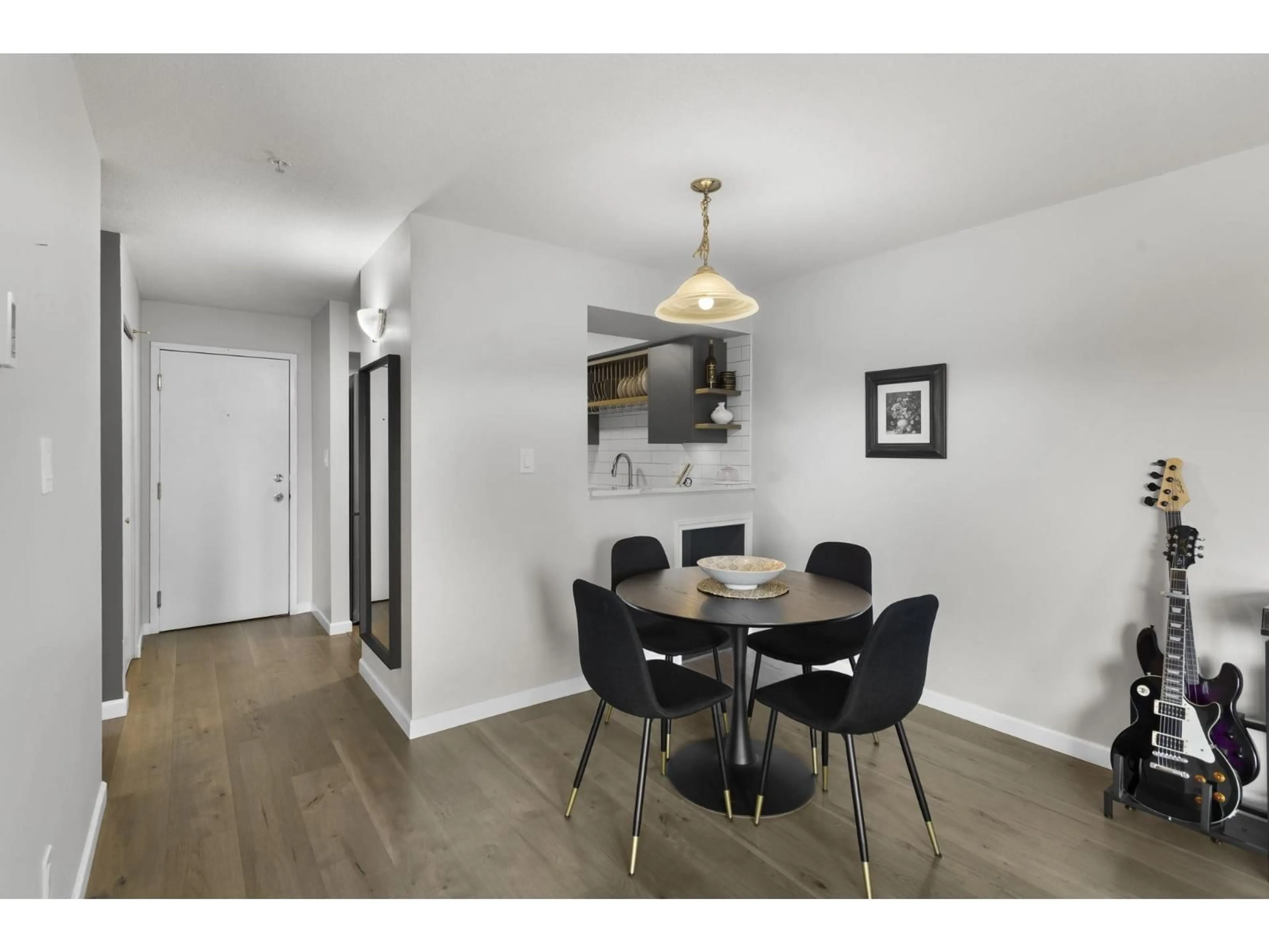 A pic of a room for 215 - 20454 53 AVENUE, Langley British Columbia V3A7S1