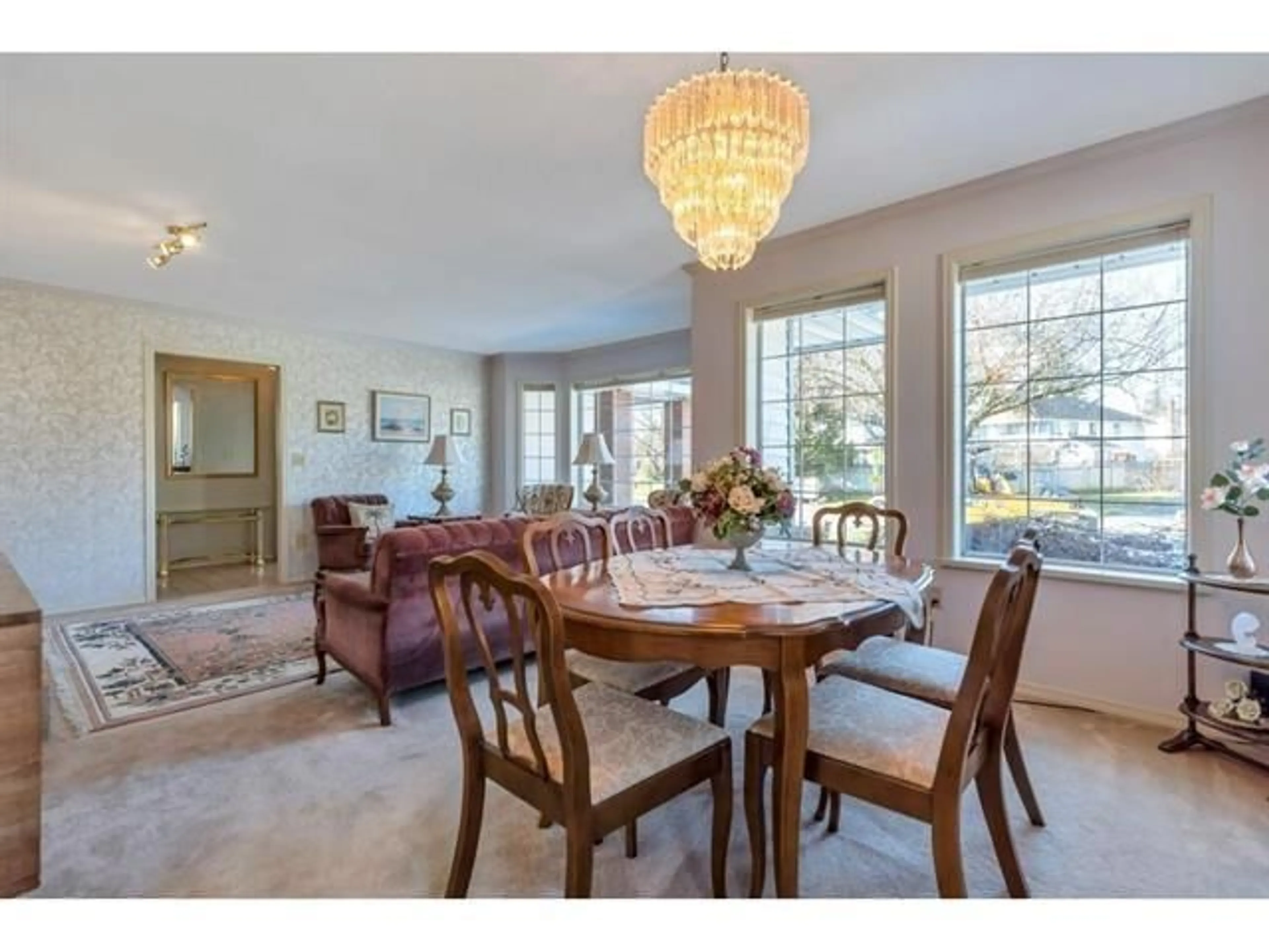 Dining room, unknown for 15436 94 AVENUE, Surrey British Columbia V3R9C9