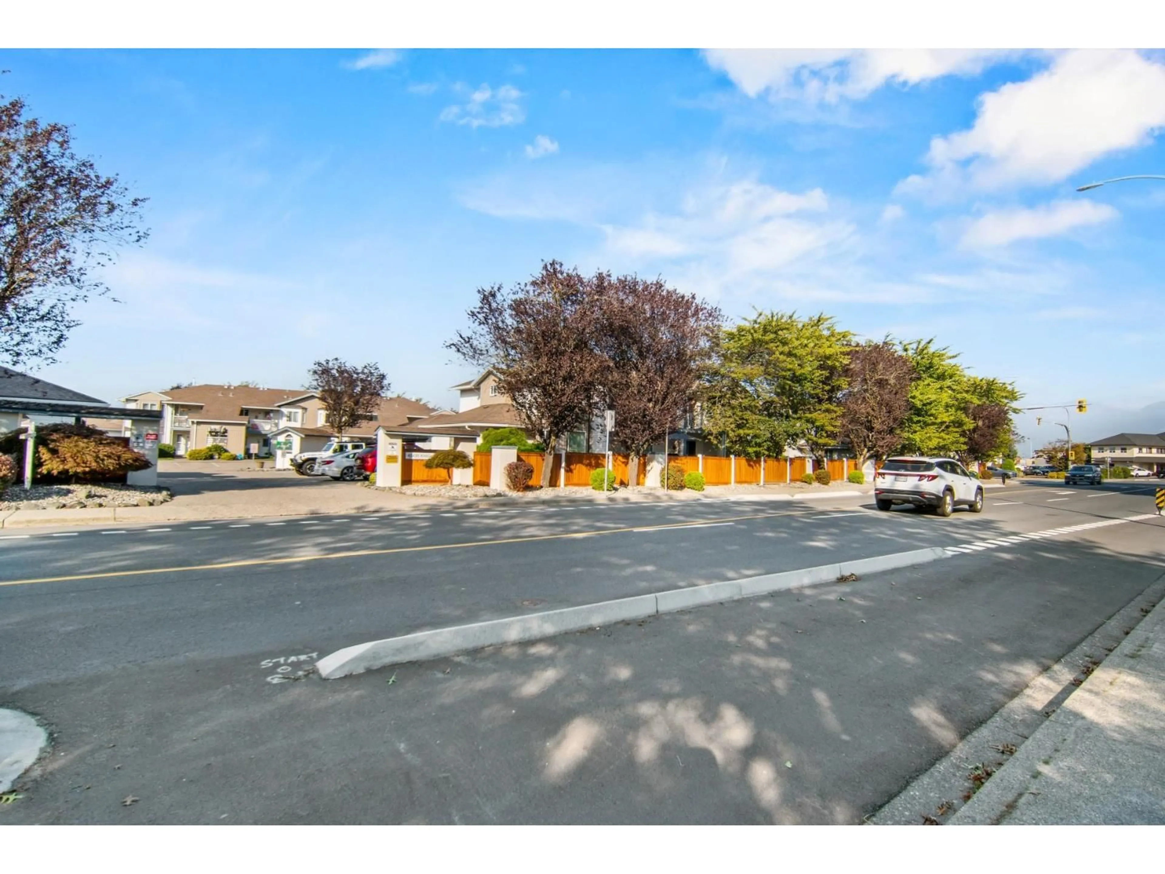 A pic from outside/outdoor area/front of a property/back of a property/a pic from drone, street for 20 - 45435 KNIGHT ROAD, Chilliwack British Columbia V2R3E8