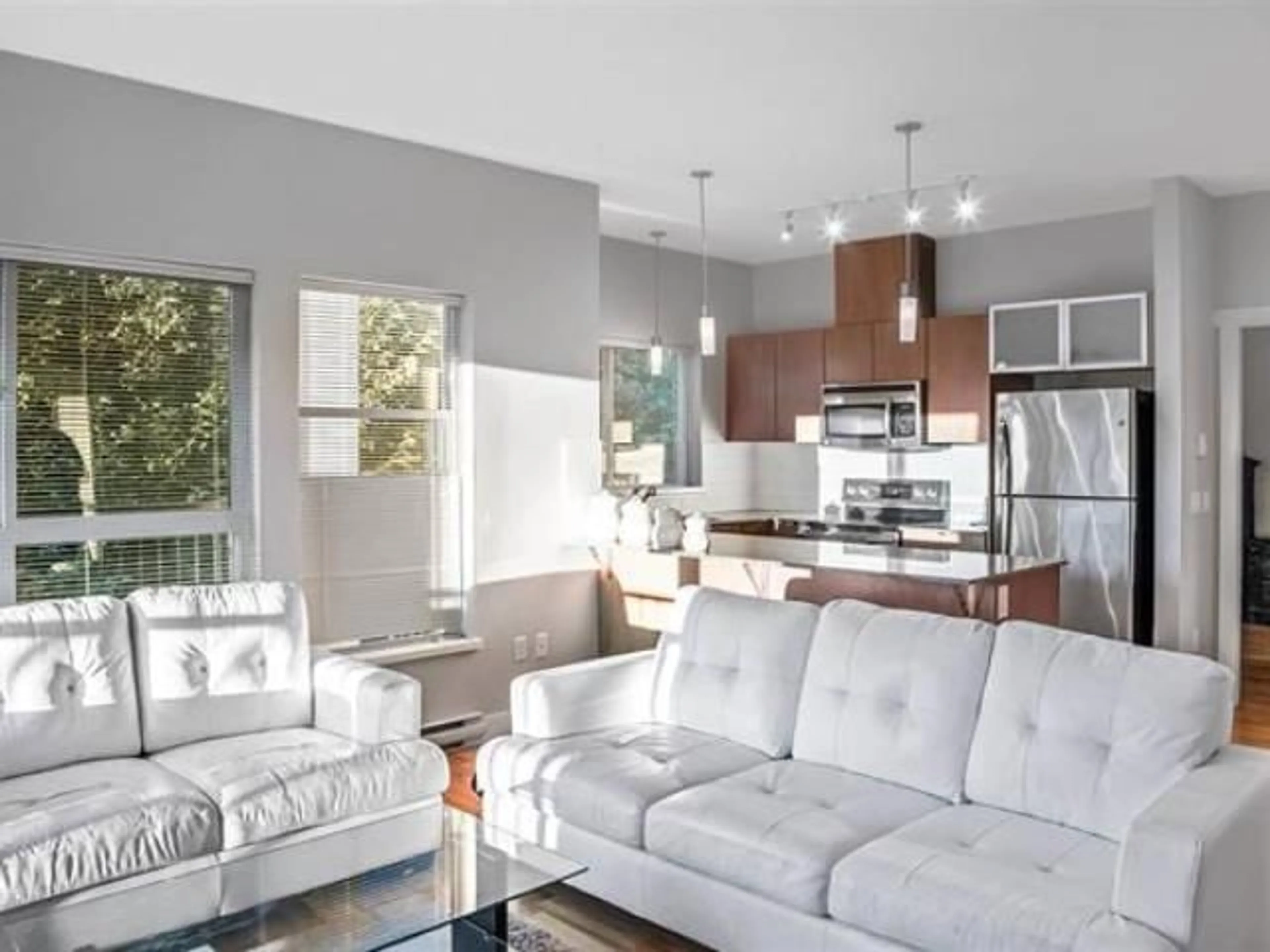 Living room with furniture, unknown for 419 - 9655 KING GEORGE BOULEVARD, Surrey British Columbia V3T0C7