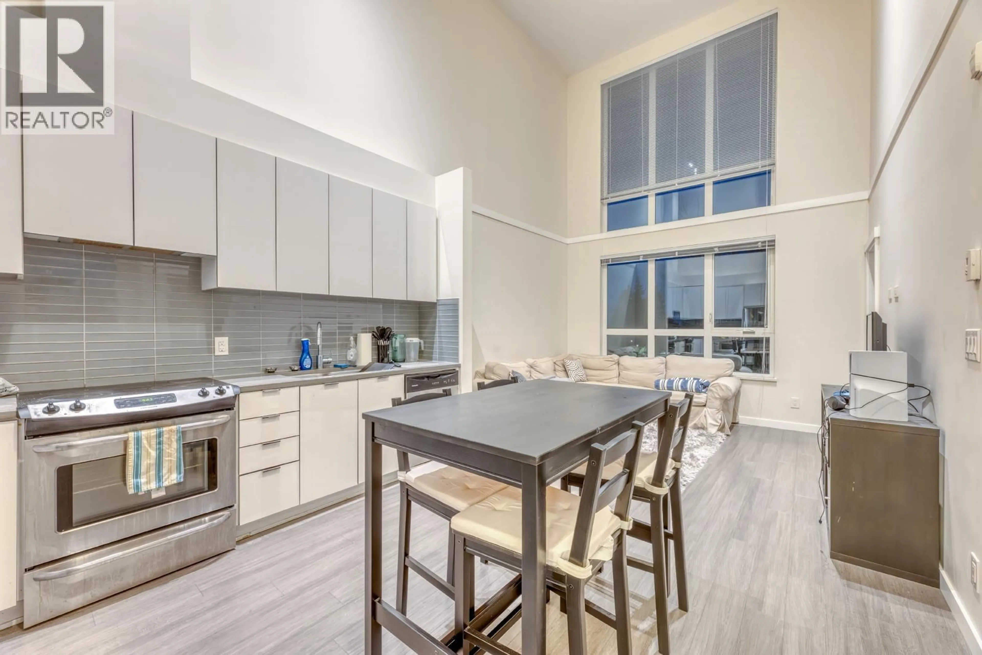 Open concept kitchen, unknown for 518 - 9877 UNIVERSITY CRESCENT, Burnaby British Columbia V5A0E5