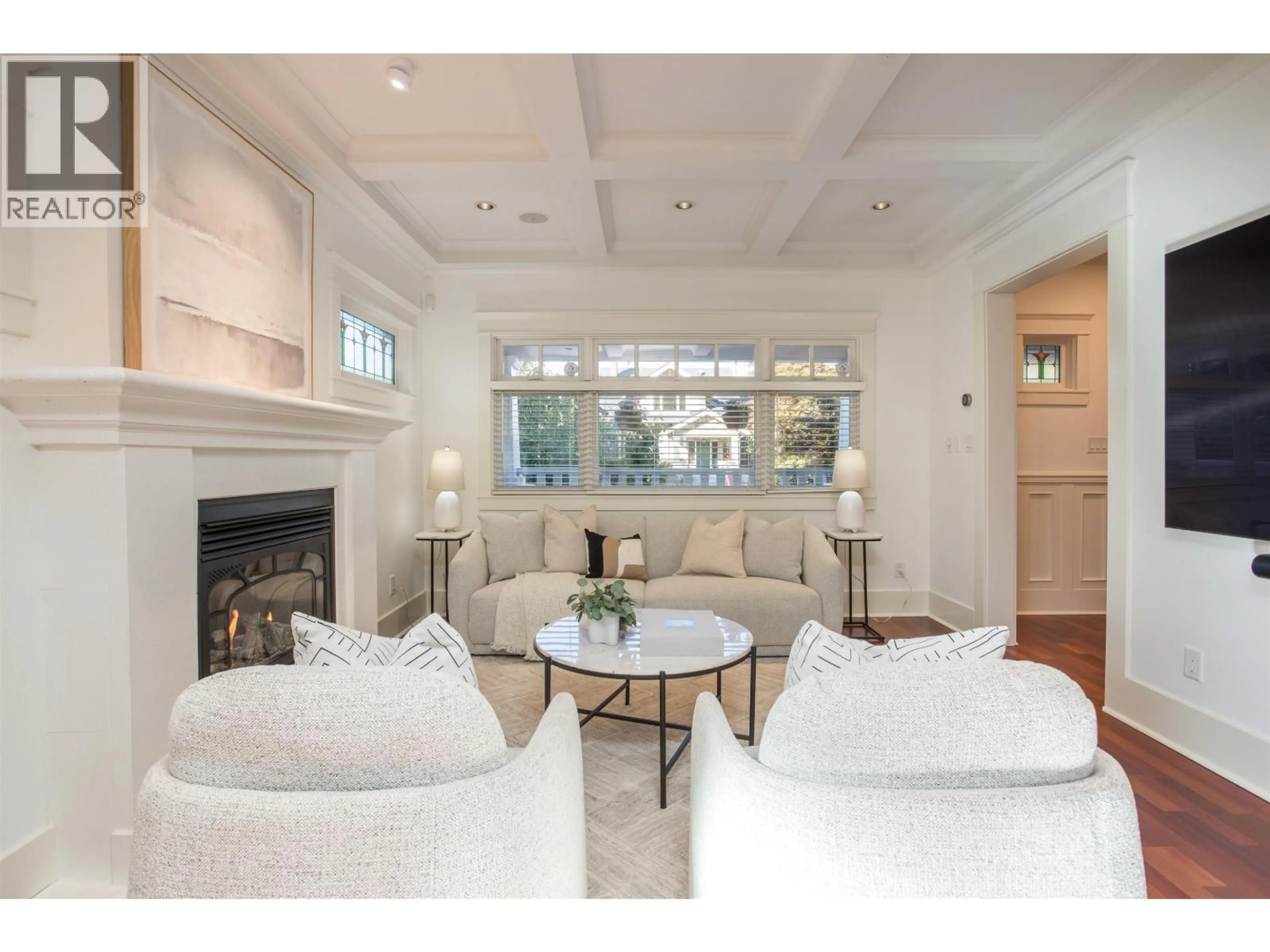 Living room with furniture, unknown for 3242 3RD AVENUE, Vancouver British Columbia V6K1N4