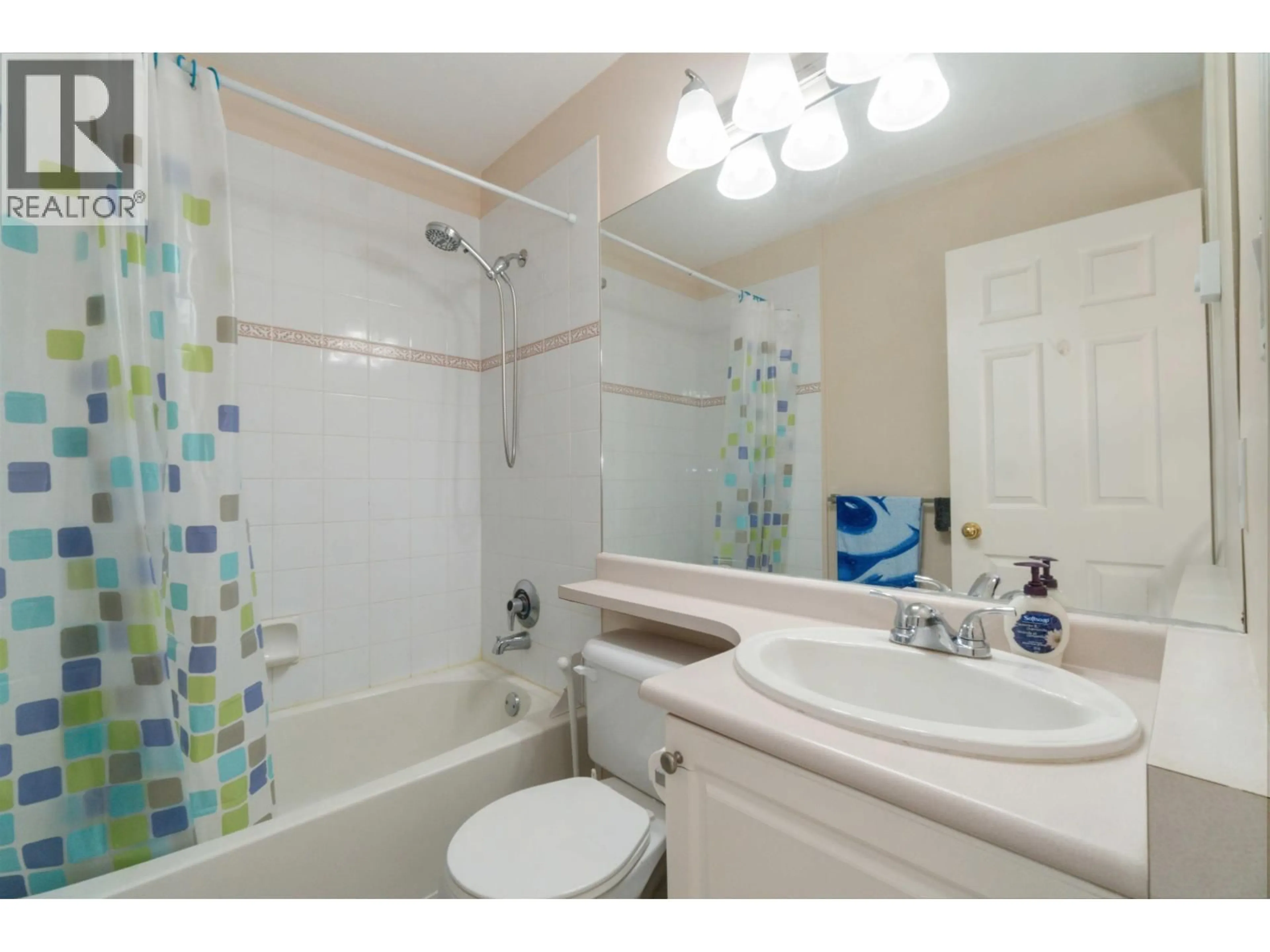 Standard bathroom, ceramic/tile floor for 60 - 11571 THORPE ROAD, Richmond British Columbia V6X1J5