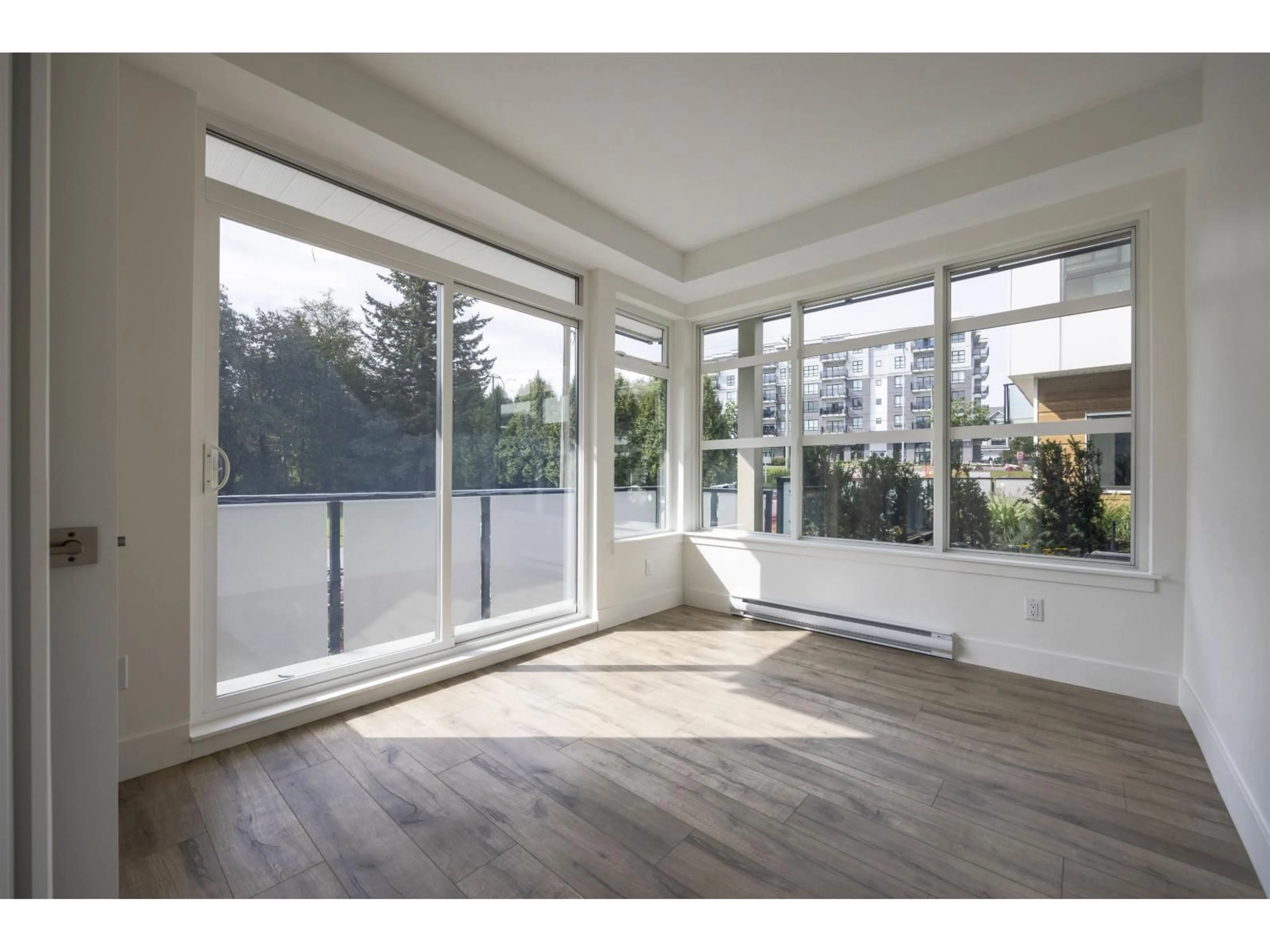 A pic of a room for 11 - 6328 KING GEORGE BOULEVARD, Surrey British Columbia V3X1E9
