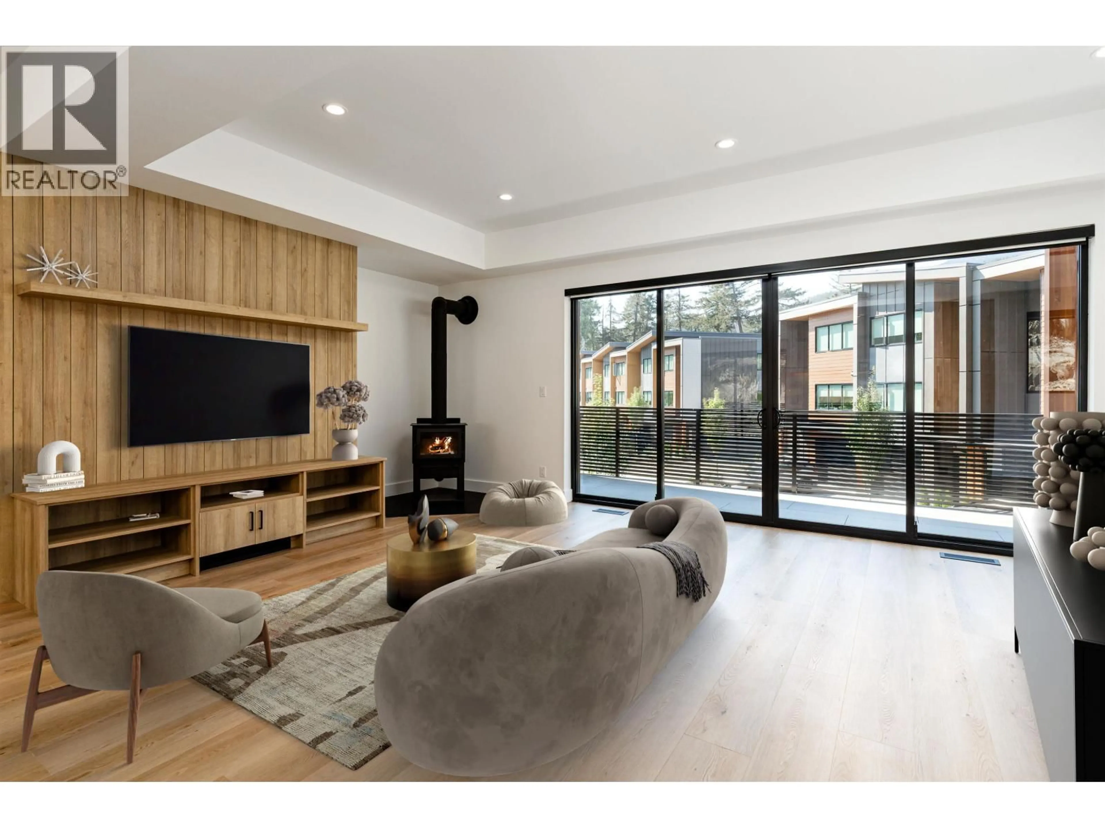 Living room with furniture, unknown for 20 - 2077 GARIBALDI WAY, Whistler British Columbia V8E0A6