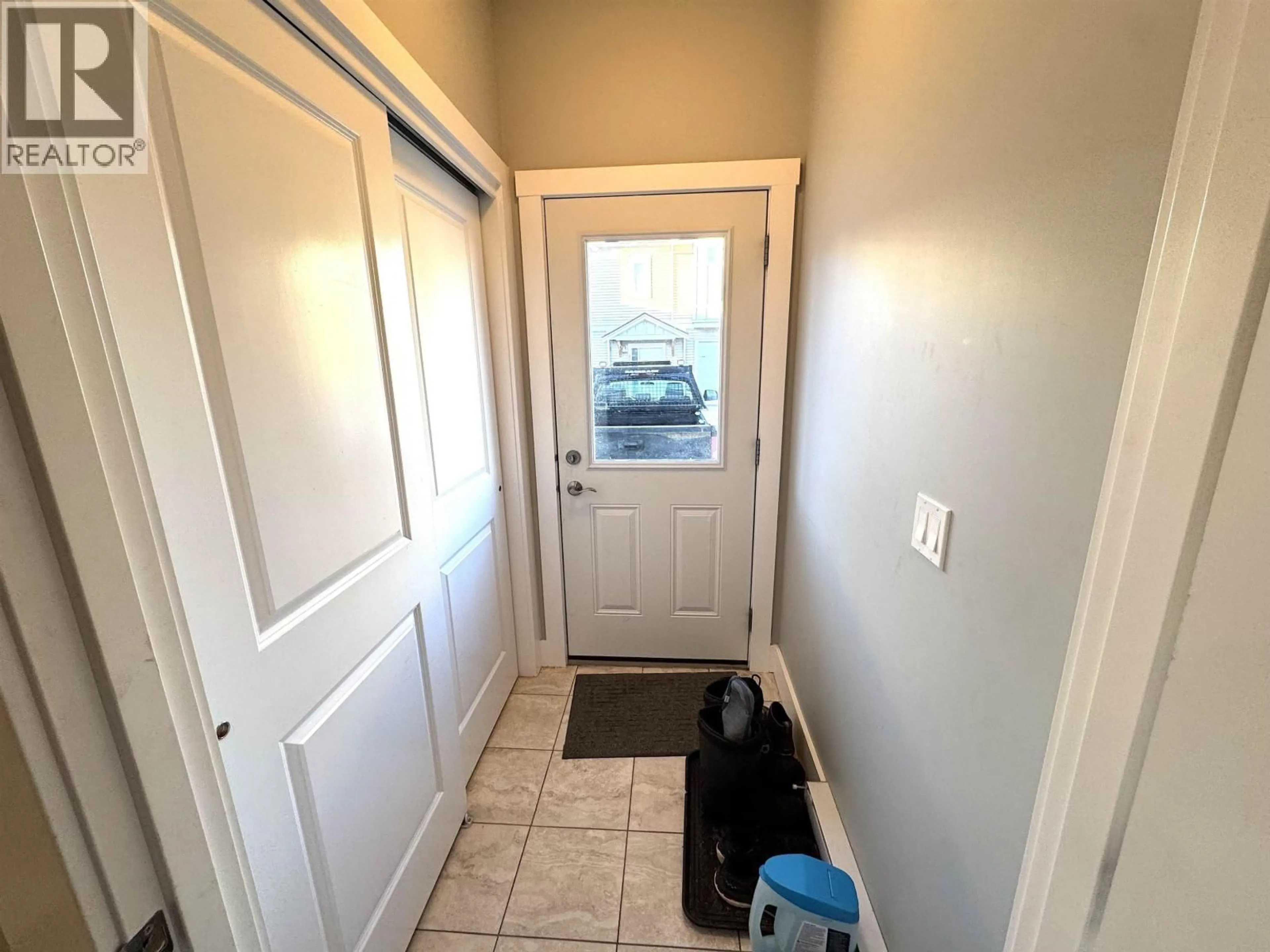 Indoor entryway for 1502 - 11703 102 STREET, Fort St. John British Columbia V1J0R7