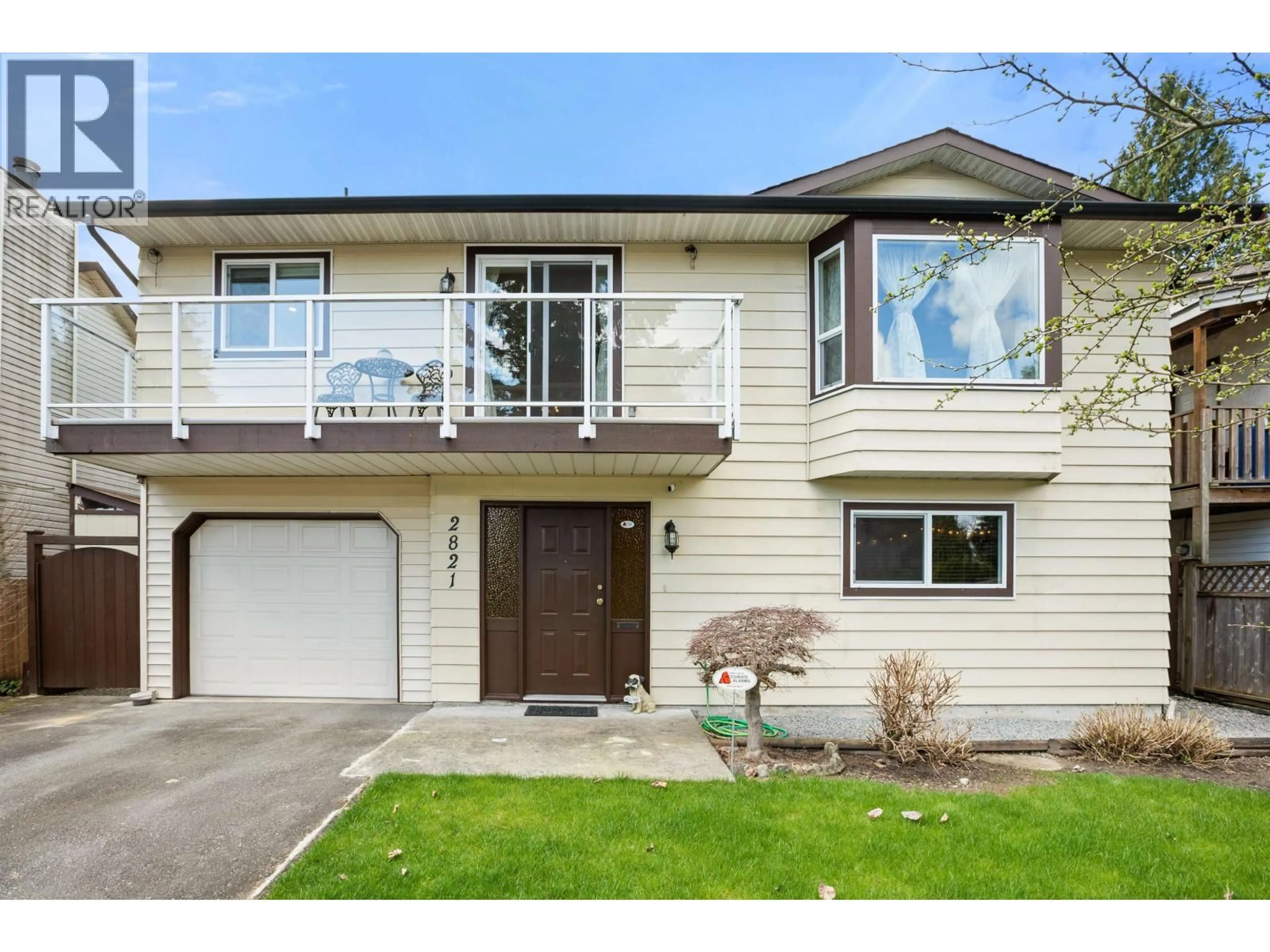 Home with vinyl exterior material, street for 2821 COMMONWEALTH STREET, Port Coquitlam British Columbia V3B5V6