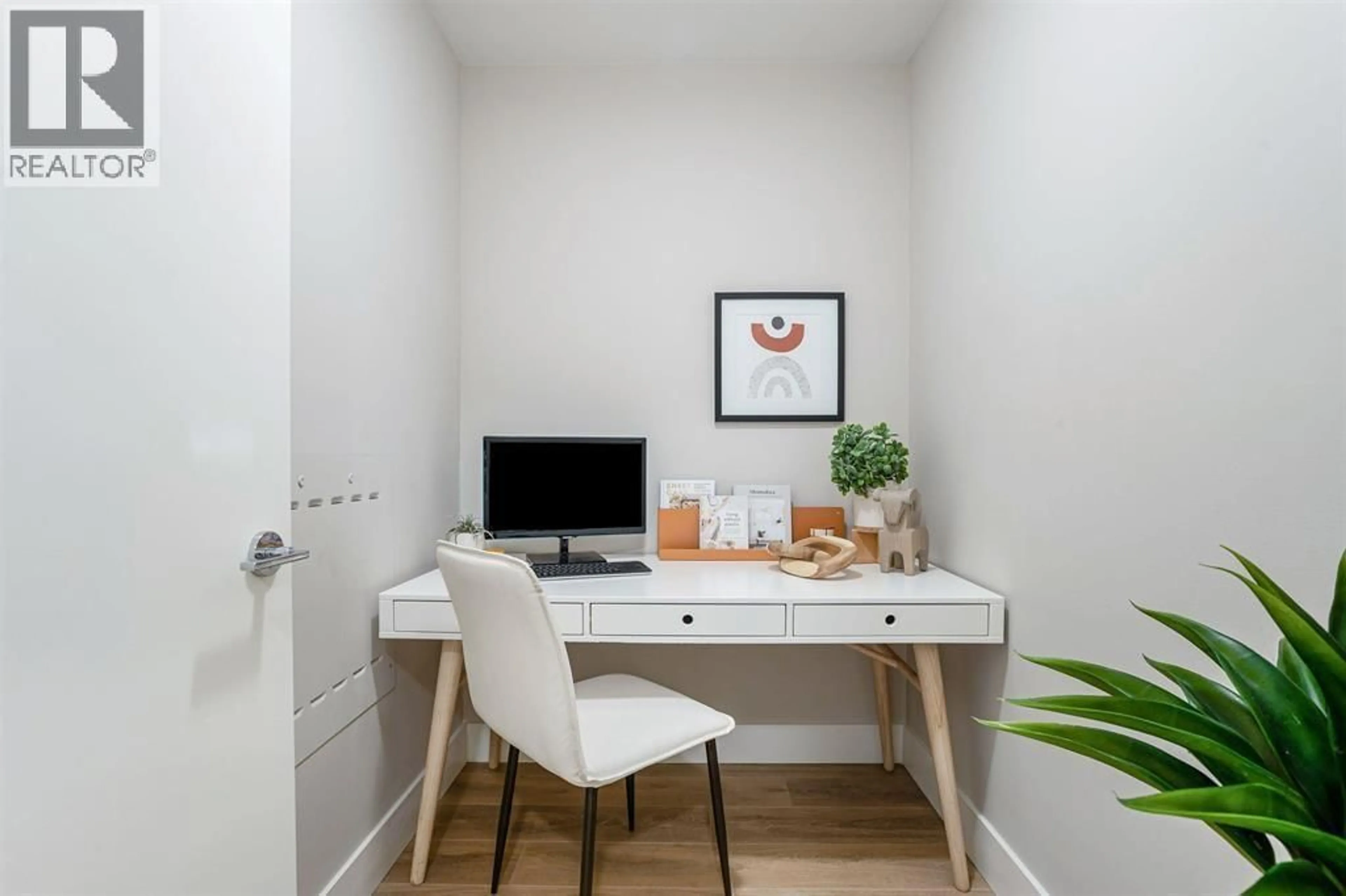 A pic of a room for 311 - 3588 SAWMILL CRESCENT, Vancouver British Columbia V5S0H5