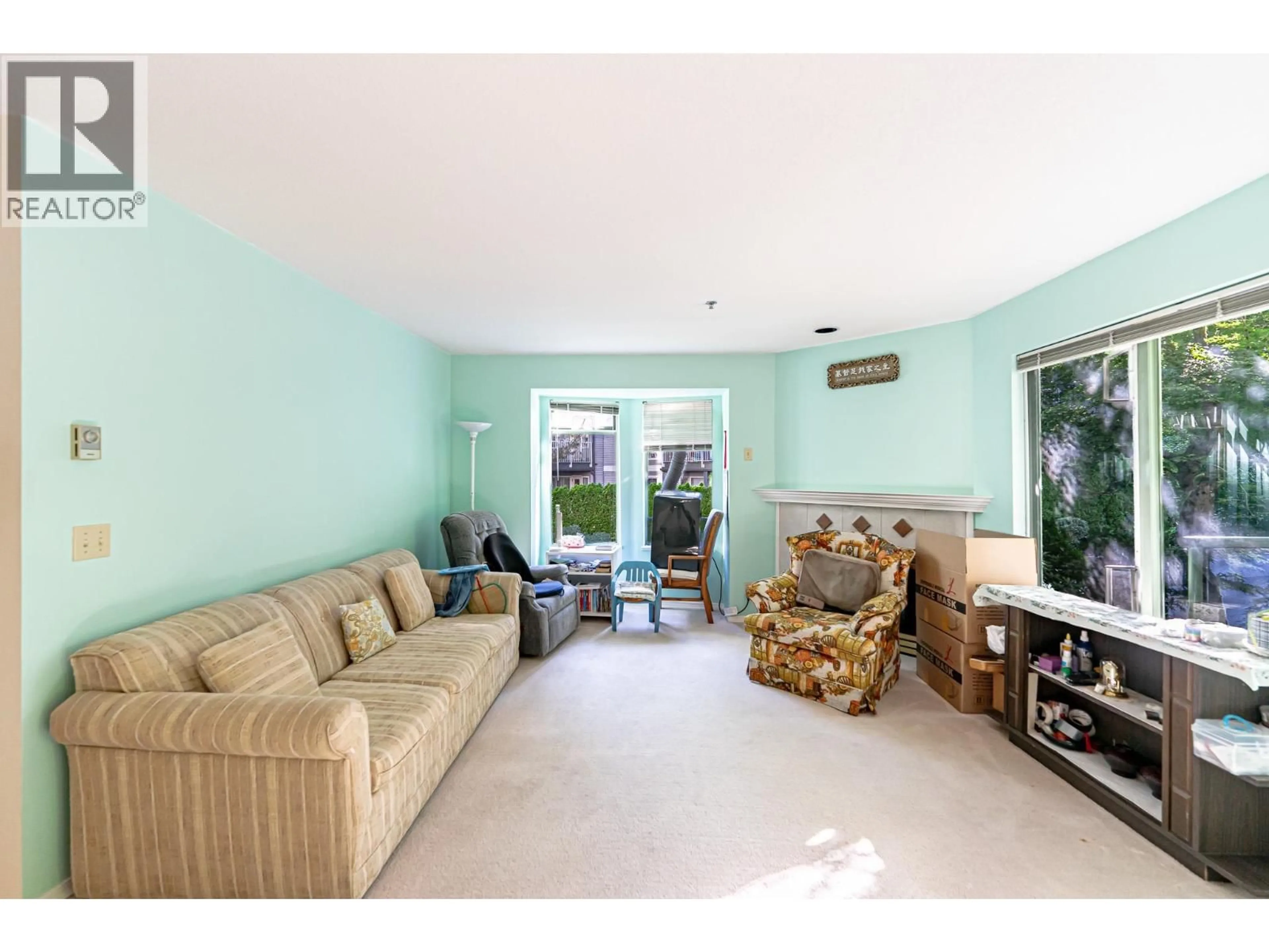 Living room with furniture, unknown for 310 - 6737 STATION HILL COURT, Burnaby British Columbia V3N4V2