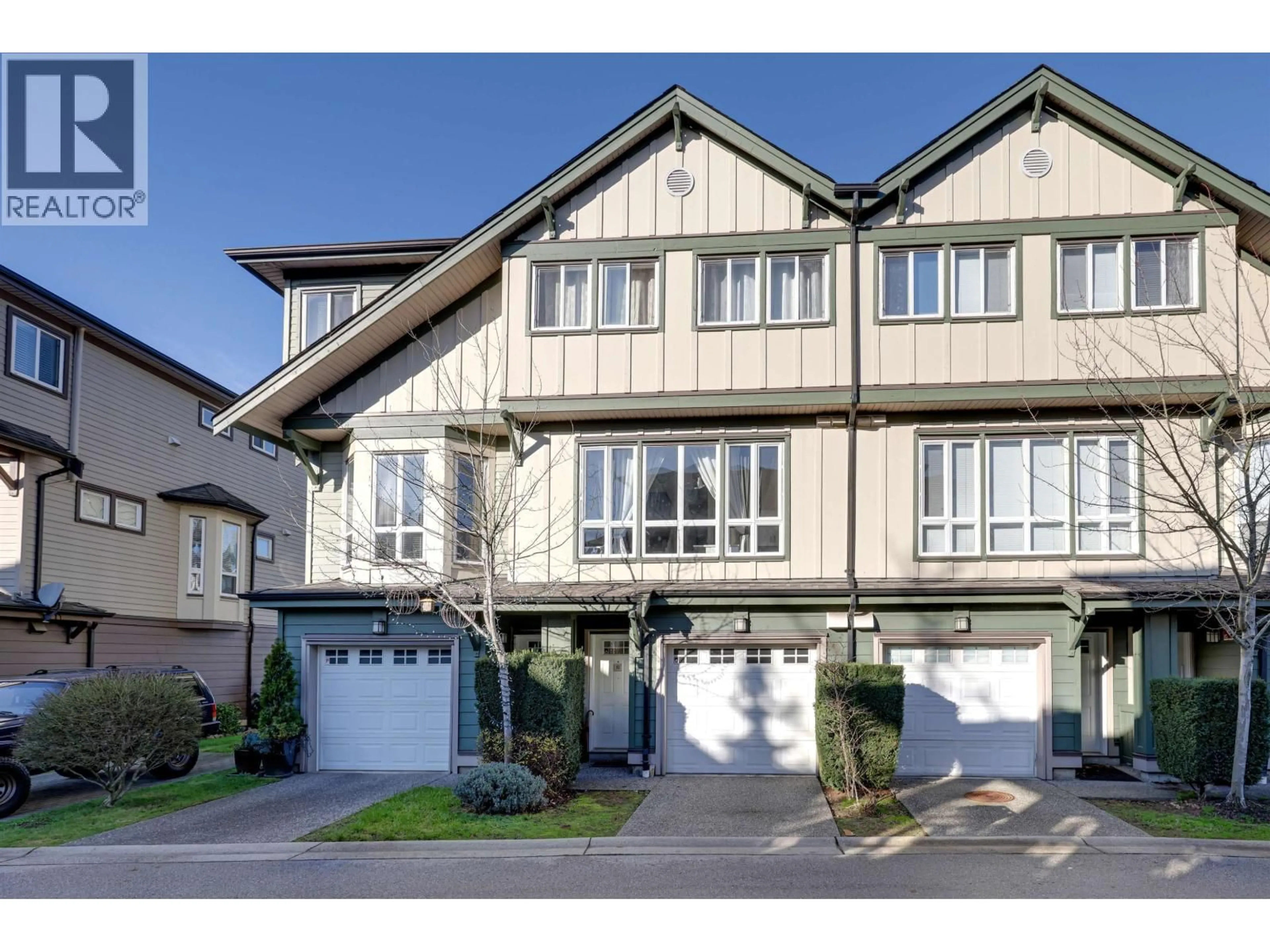 Home with vinyl exterior material, street for 50 - 160 PEMBINA STREET, New Westminster British Columbia V3M0A3