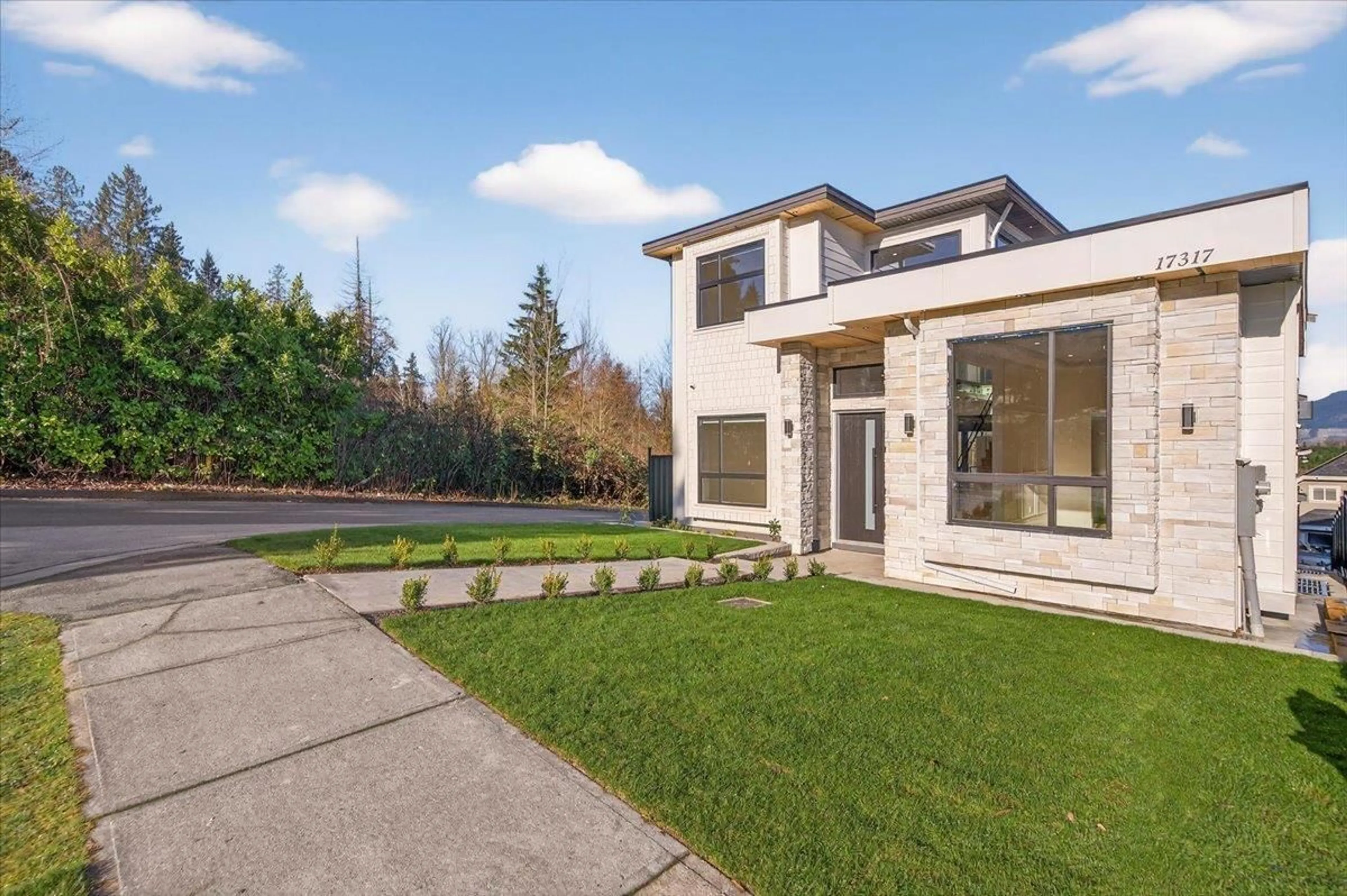 Unknown for 17317 103A AVENUE, Surrey British Columbia V4N5R3