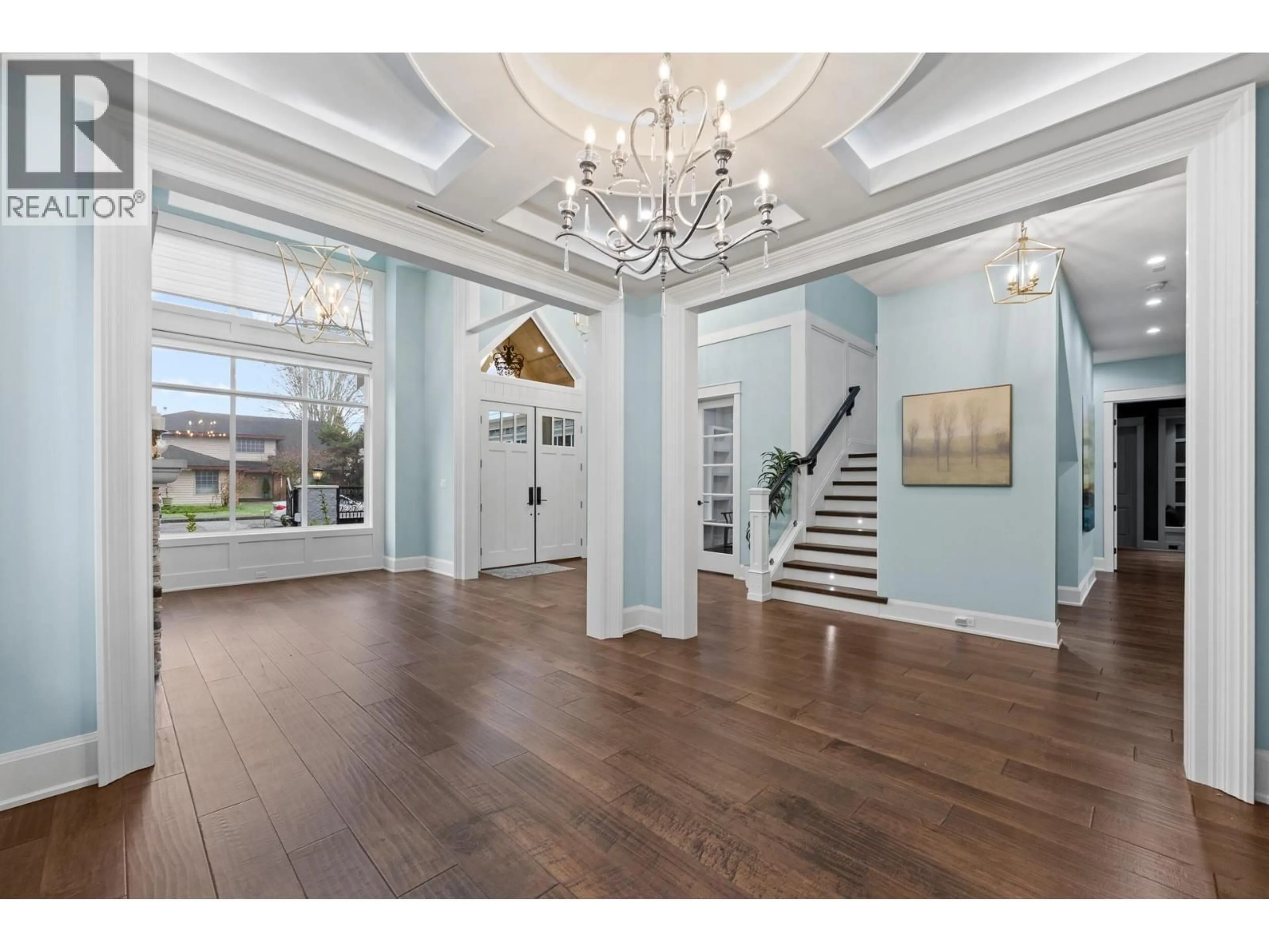 Indoor foyer for 10395 WHISTLER PLACE, Richmond British Columbia V7E4C6