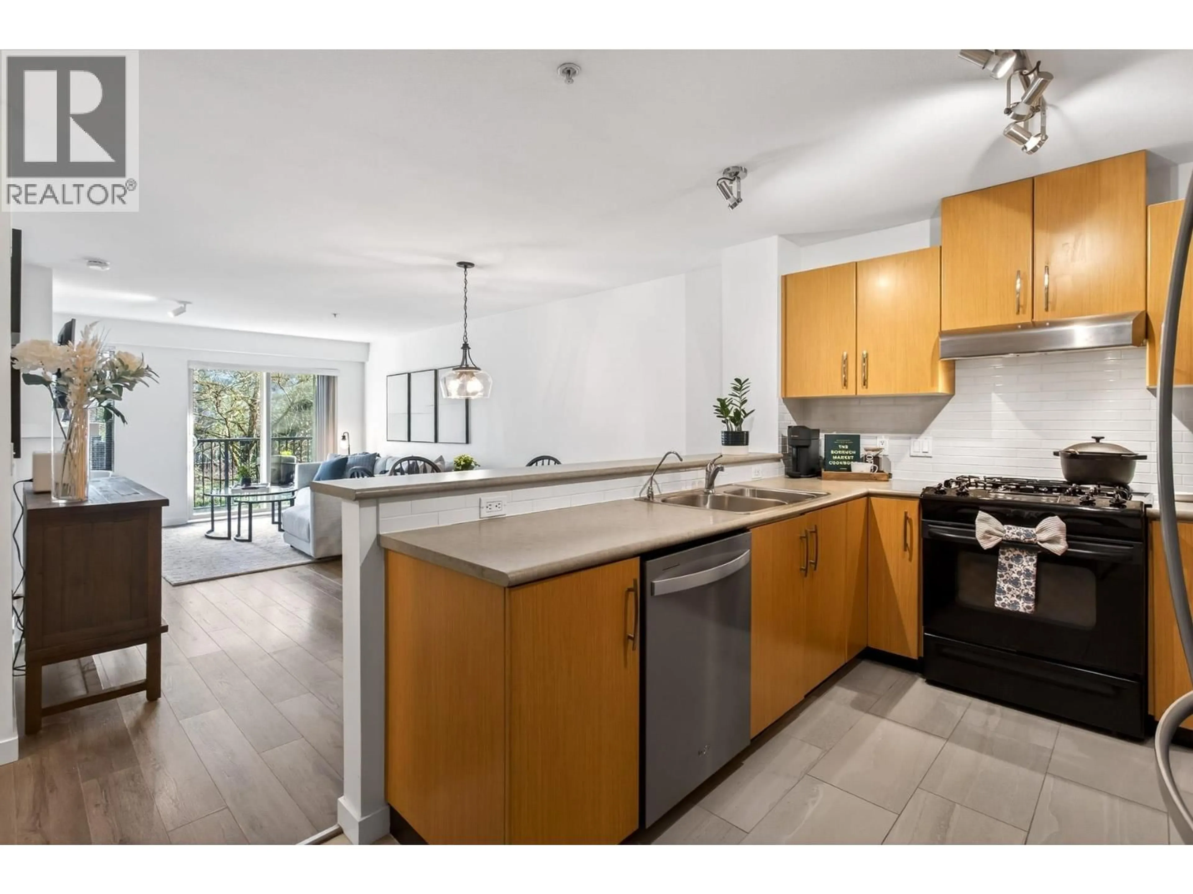 Open concept kitchen, unknown for 207 - 500 KLAHANIE DRIVE, Port Moody British Columbia V3H5L1
