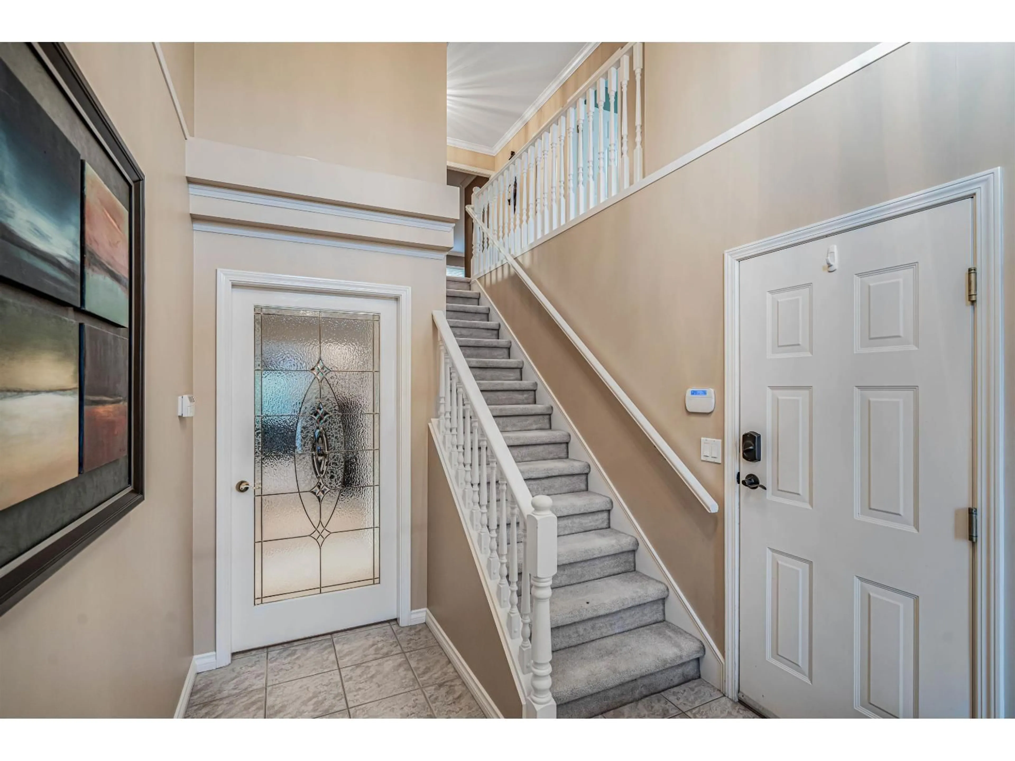 Indoor entryway for 5539 185 STREET, Surrey British Columbia V3S8S1