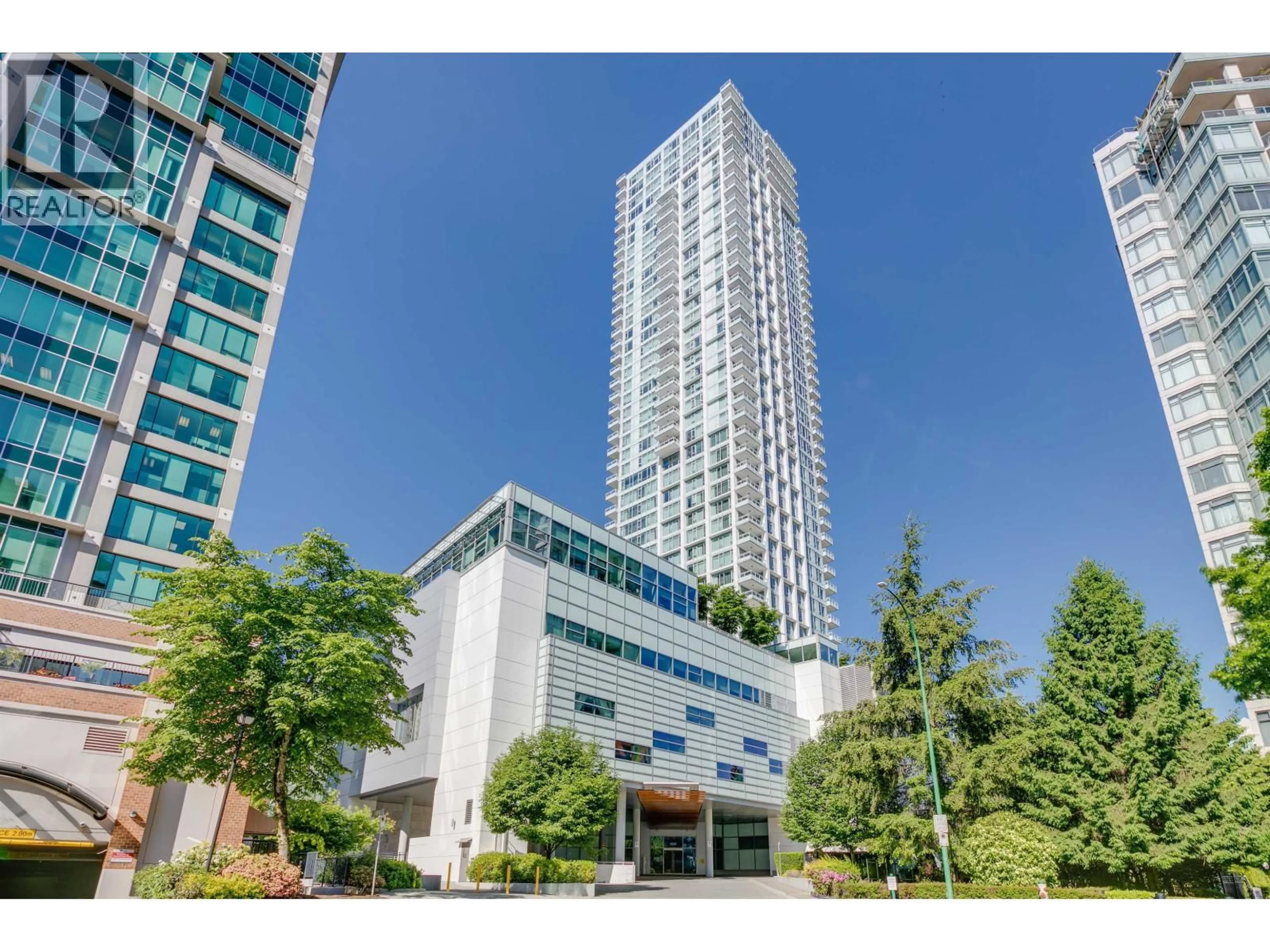 Indoor foyer for 3502 - 4508 HAZEL STREET, Burnaby British Columbia V5H0E4