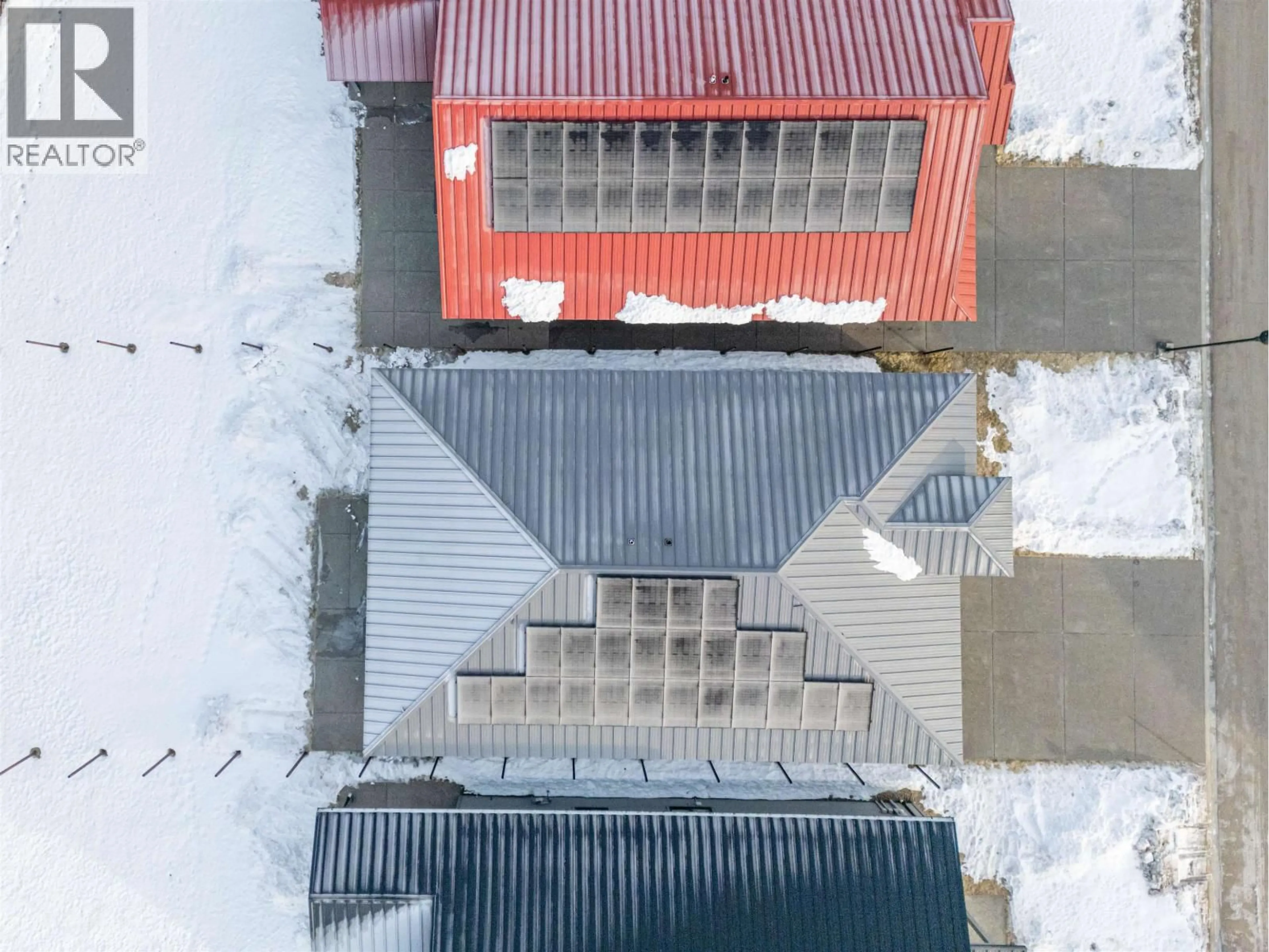 A pic from outside/outdoor area/front of a property/back of a property/a pic from drone, building for 118 - 960 NORTH NECHAKO ROAD, Prince George British Columbia V2K1A3