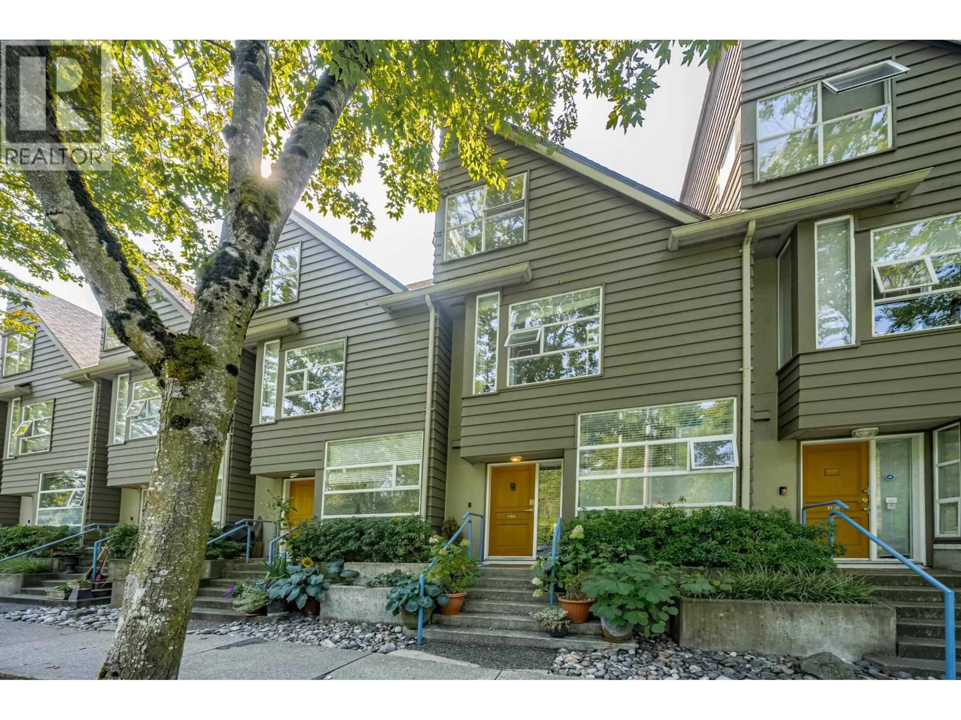 Unknown for 2162 KENT AVENUE, Vancouver British Columbia V5P4X2