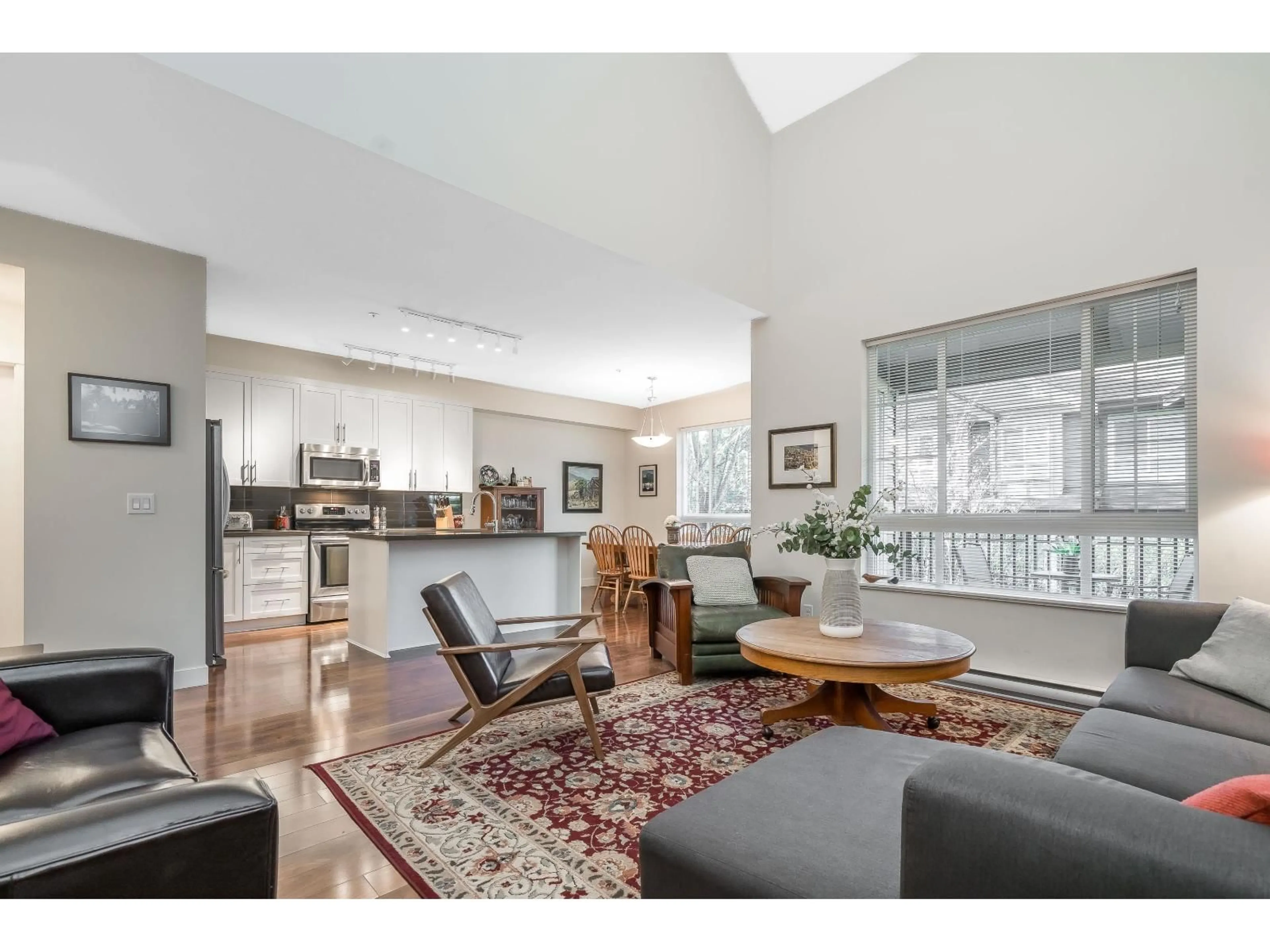 Open concept kitchen, unknown for 34 - 21867 50 AVENUE, Langley British Columbia V3A3T2