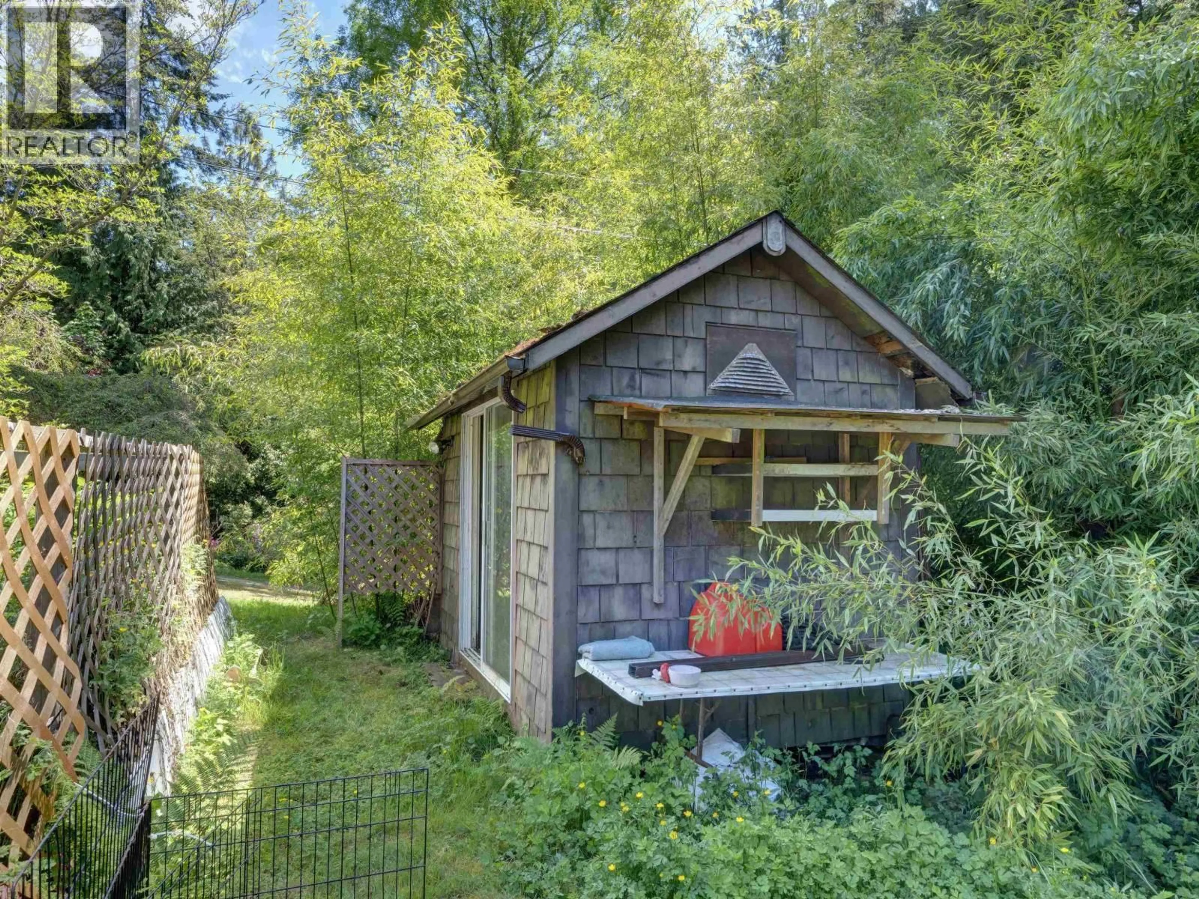 Shed for 2602 LOWER ROAD, Roberts Creek British Columbia V0N2W4