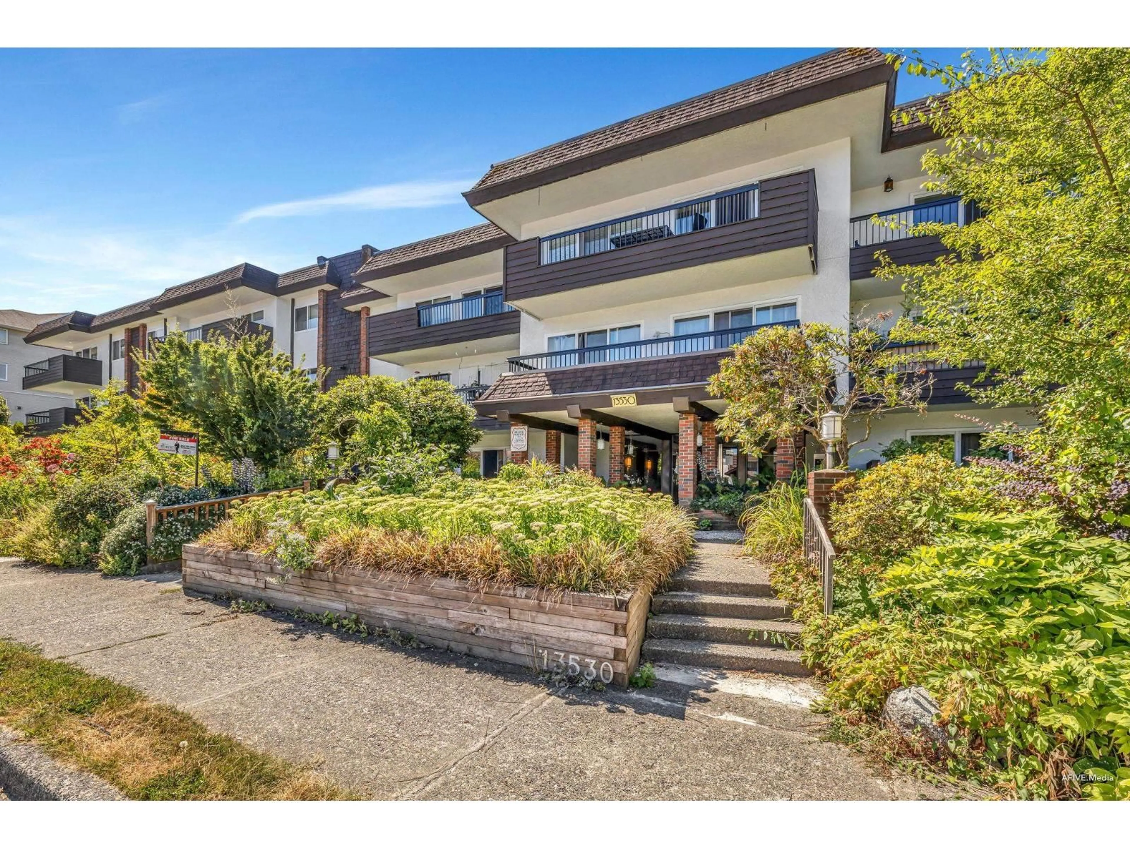 Unknown for 304 - 13530 HILTON ROAD, Surrey British Columbia V3R5J4