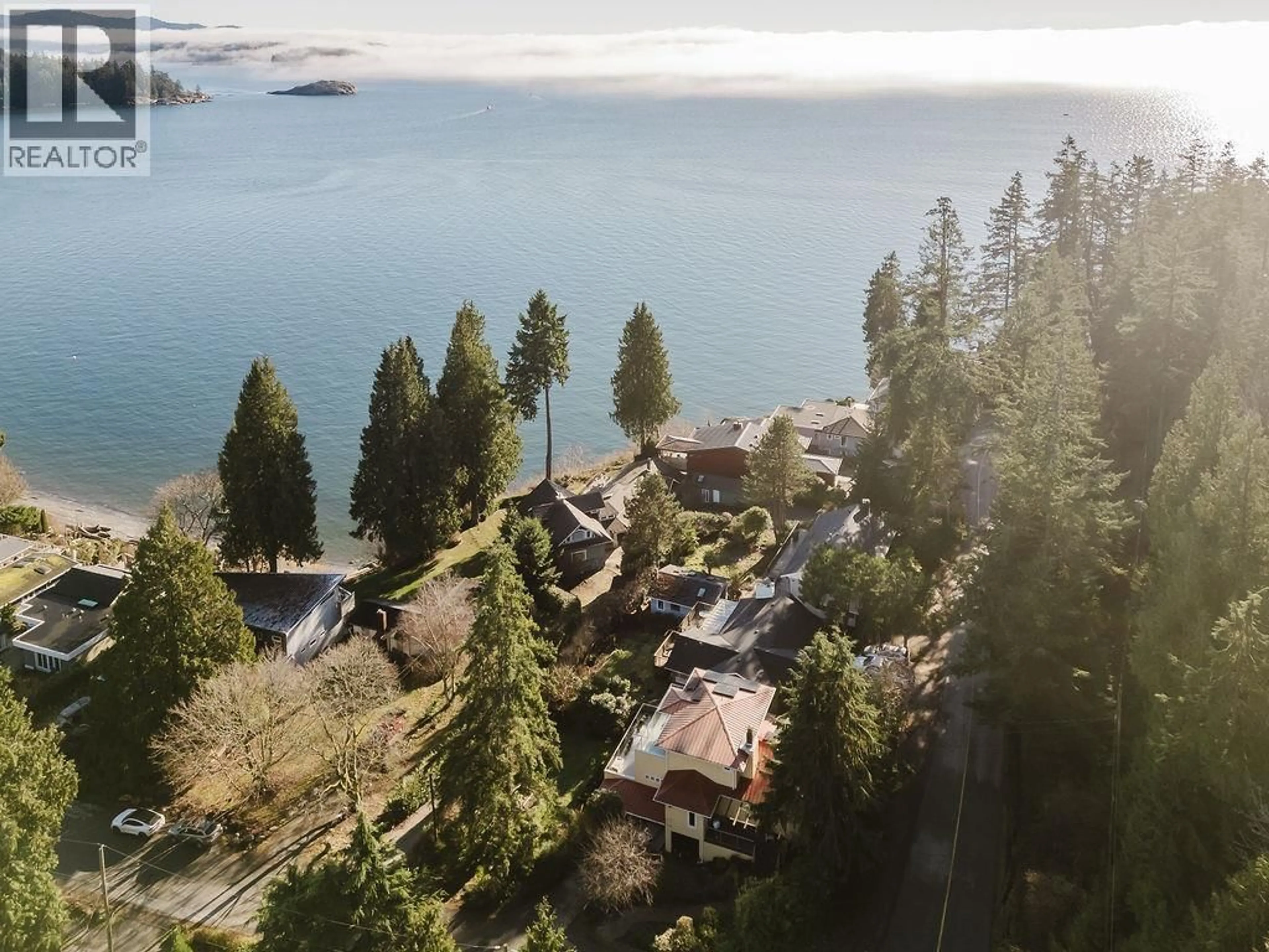 A pic from outside/outdoor area/front of a property/back of a property/a pic from drone, water/lake/river/ocean view for 773 FRANKLIN ROAD, Gibsons British Columbia V0N1V8