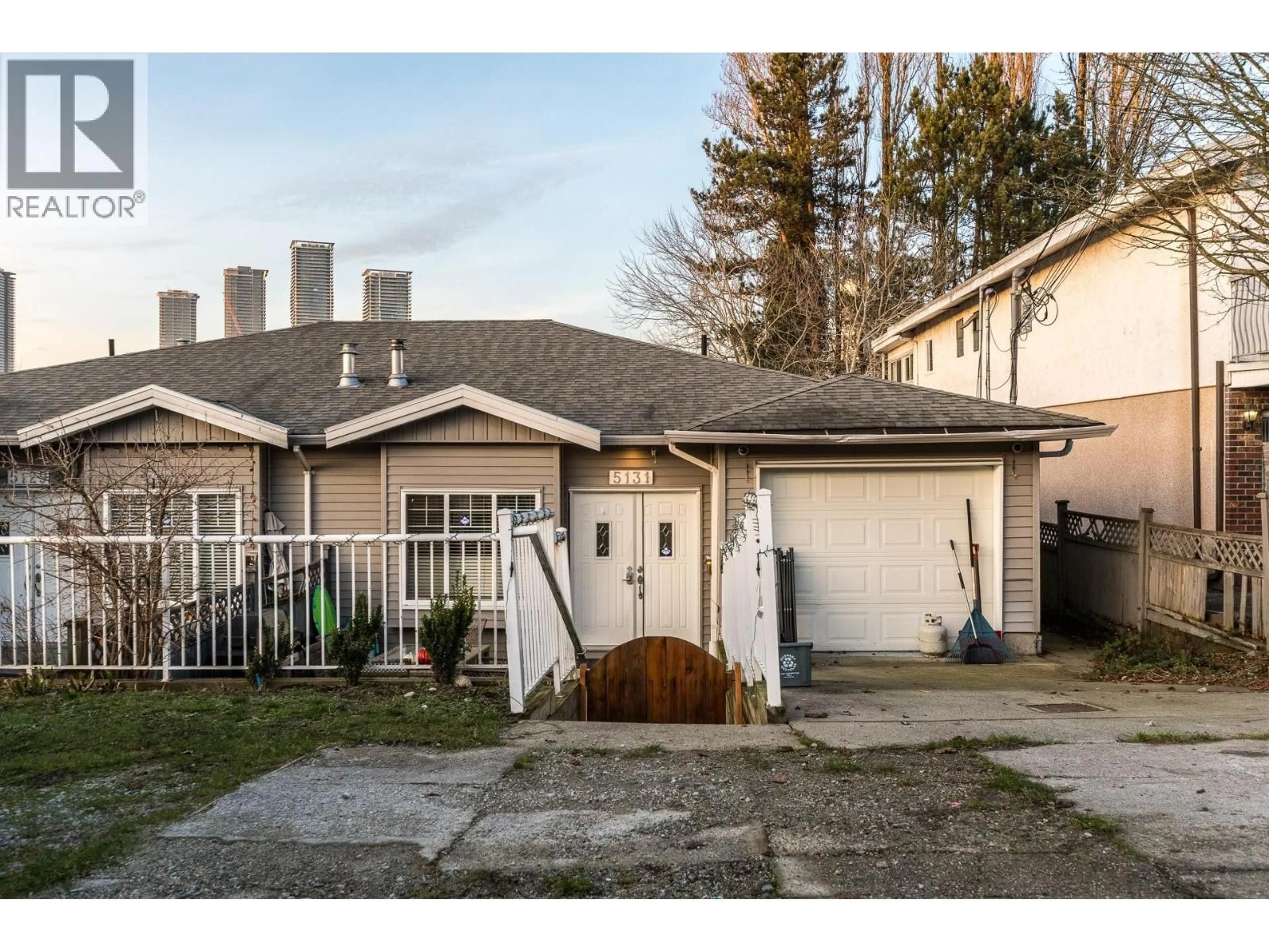 Unknown for 5131 MANOR STREET, Burnaby British Columbia V5G1B4