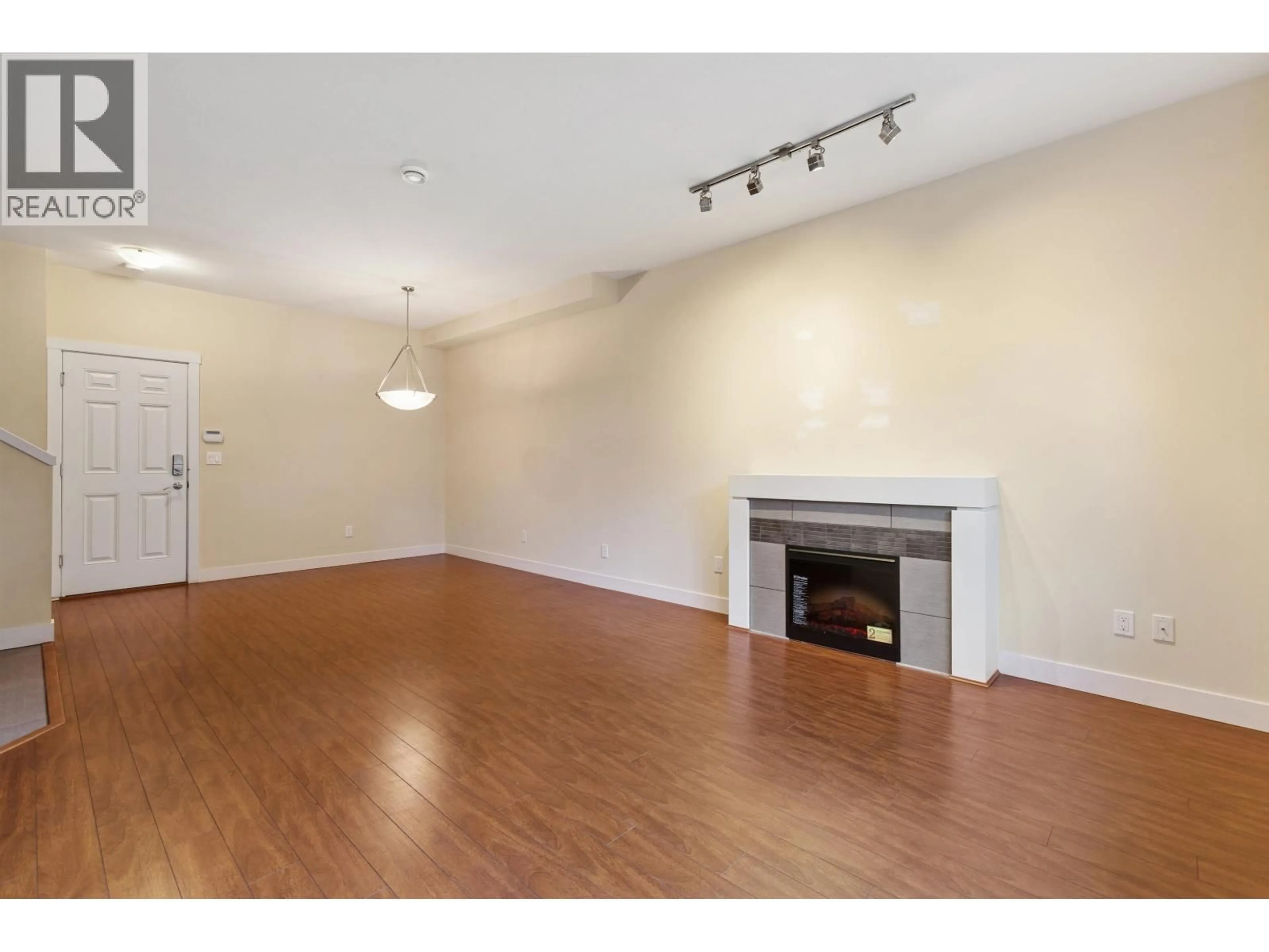 A pic of a room for 15 - 9699 SILLS AVENUE, Richmond British Columbia V6Y0C8