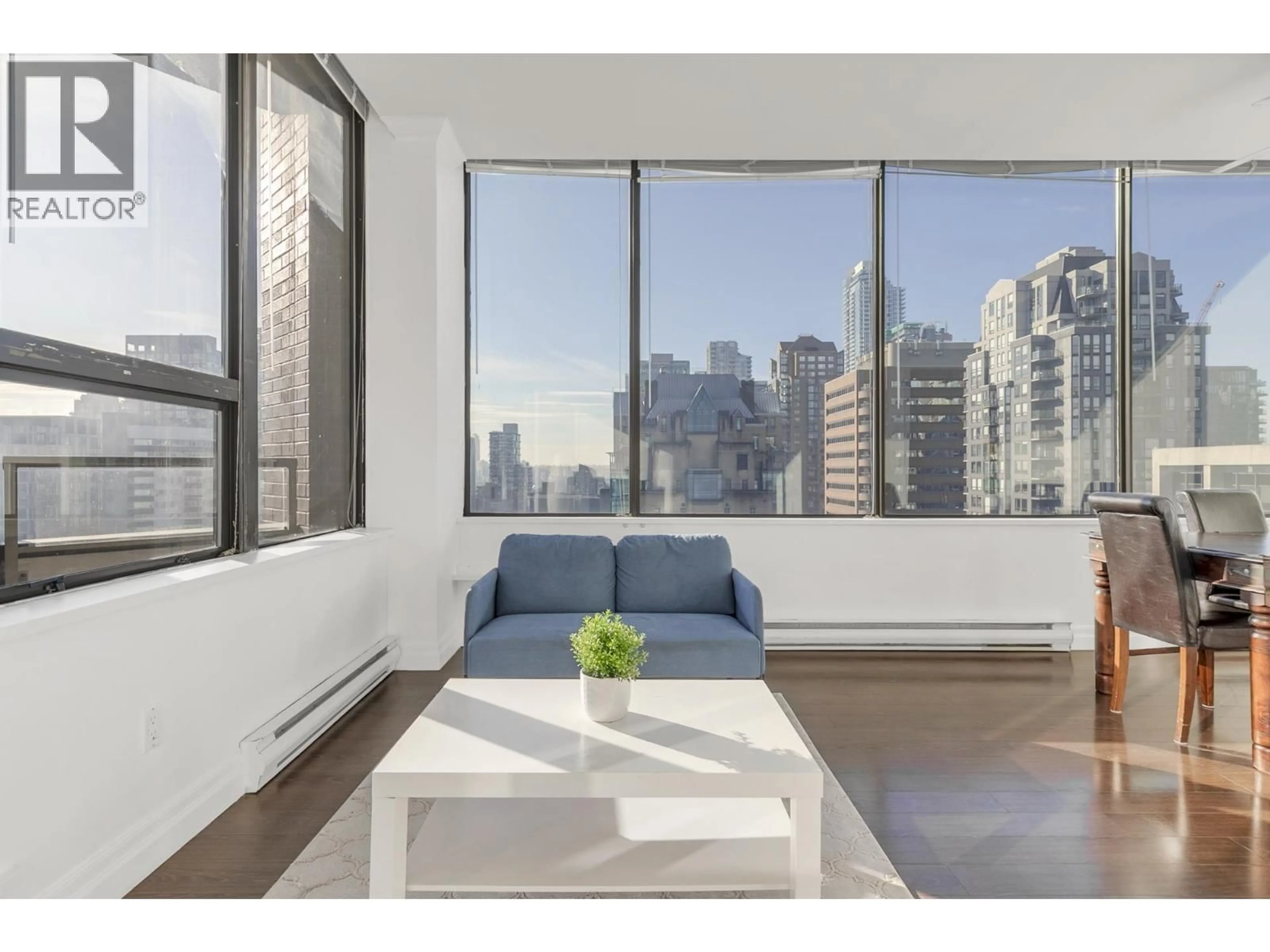 Living room with furniture, unknown for 908 - 1010 HOWE STREET, Vancouver British Columbia V6Z1P5