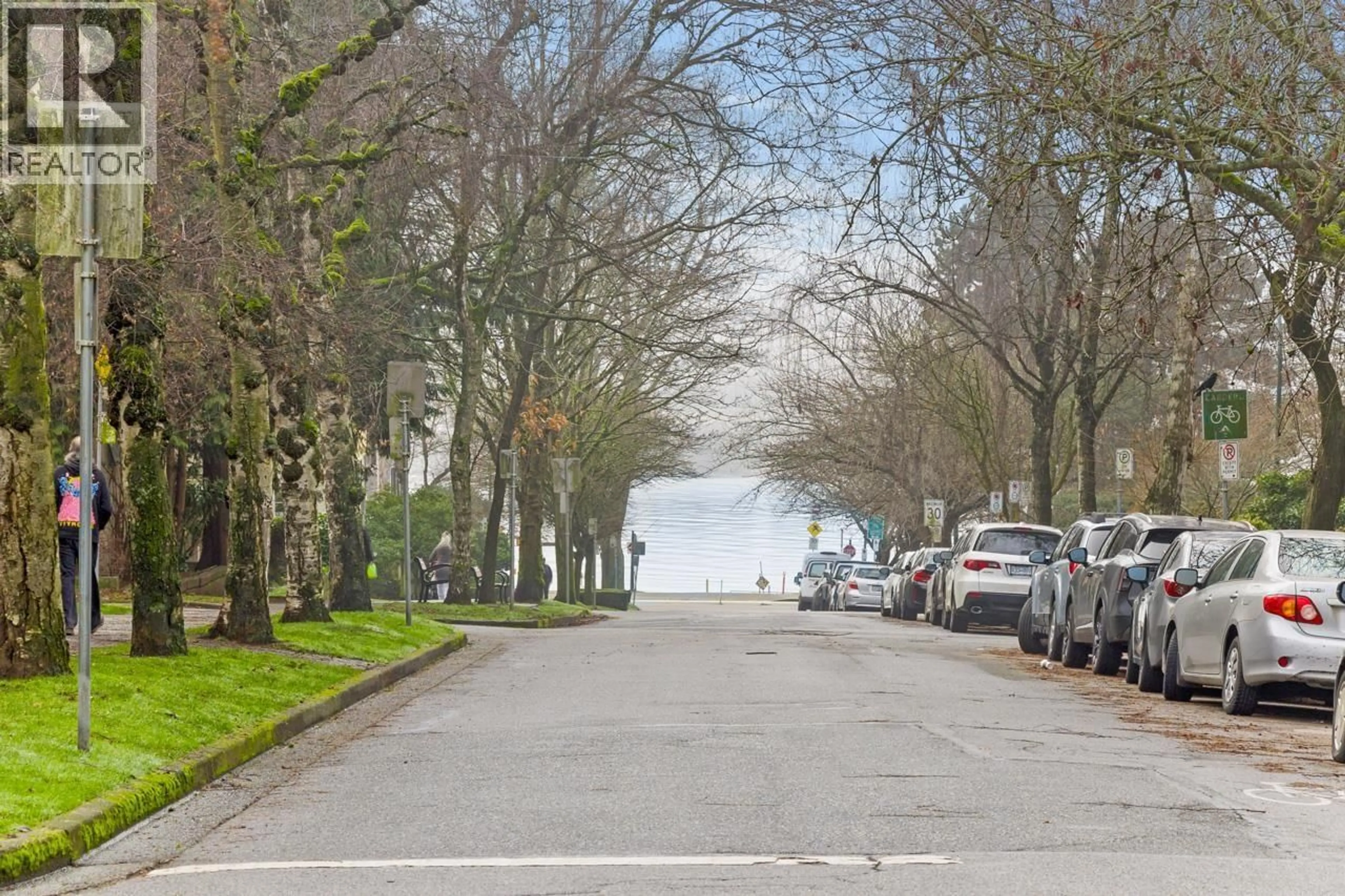 Blurry image for 204 - 1565 BURNABY STREET, Vancouver British Columbia V6G2P7