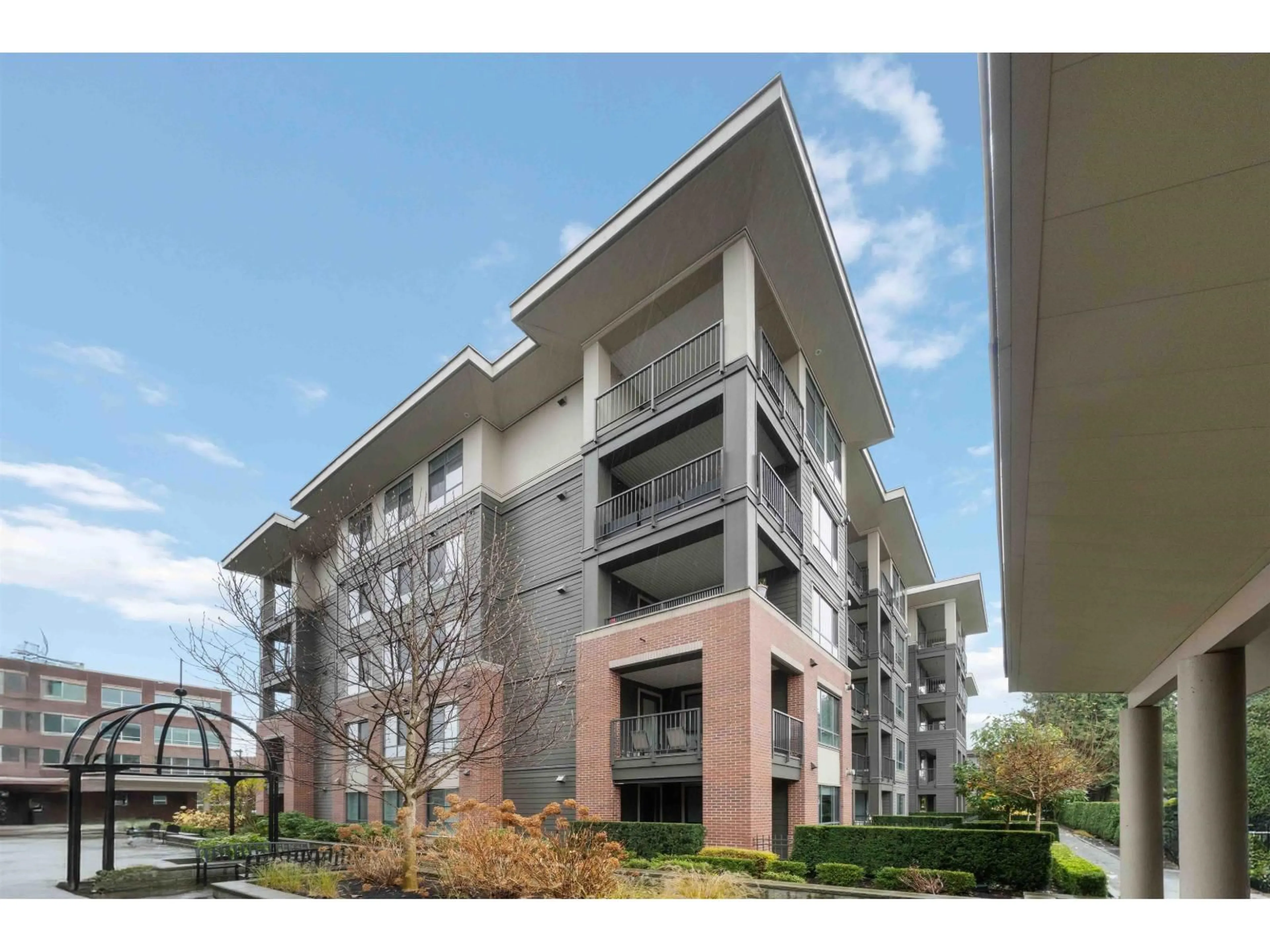 Unknown for 401 - 33540 MAYFAIR AVENUE, Abbotsford British Columbia V2S0J3