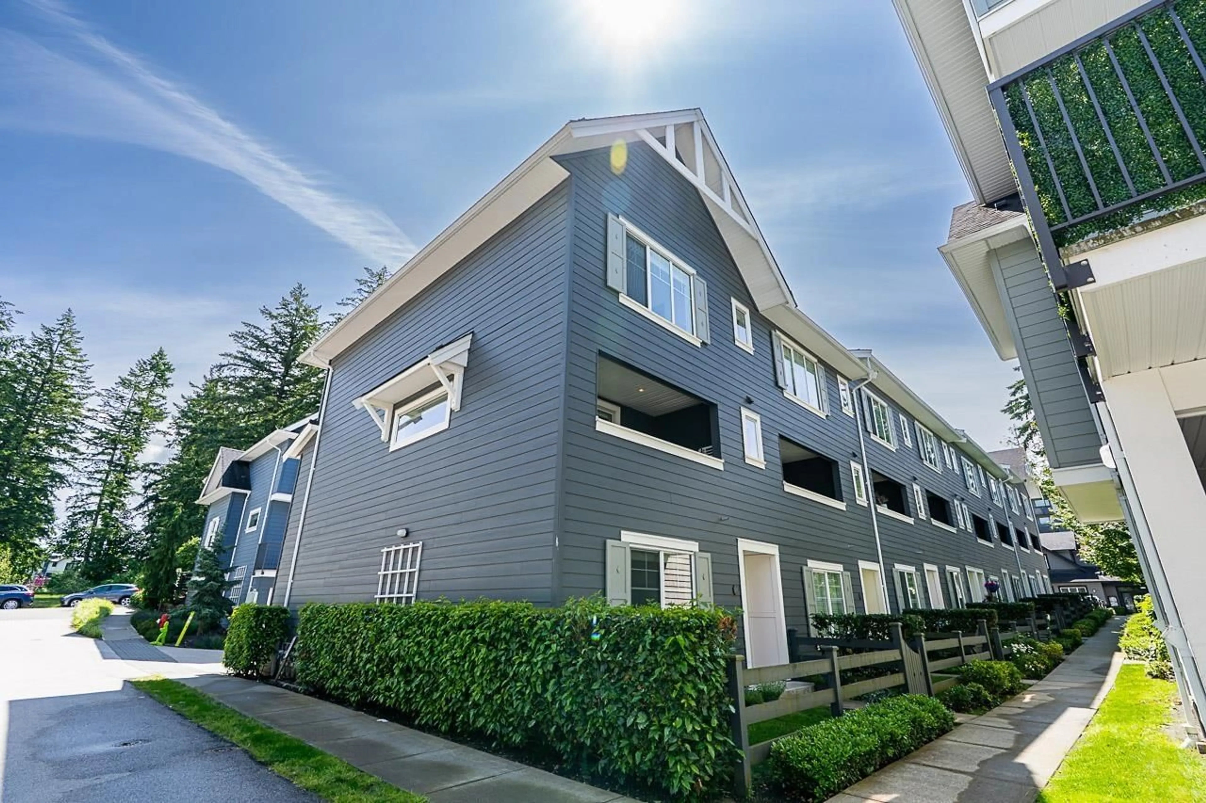 Unknown for 13 - 16678 25 AVENUE, Surrey British Columbia V2Z0Z2