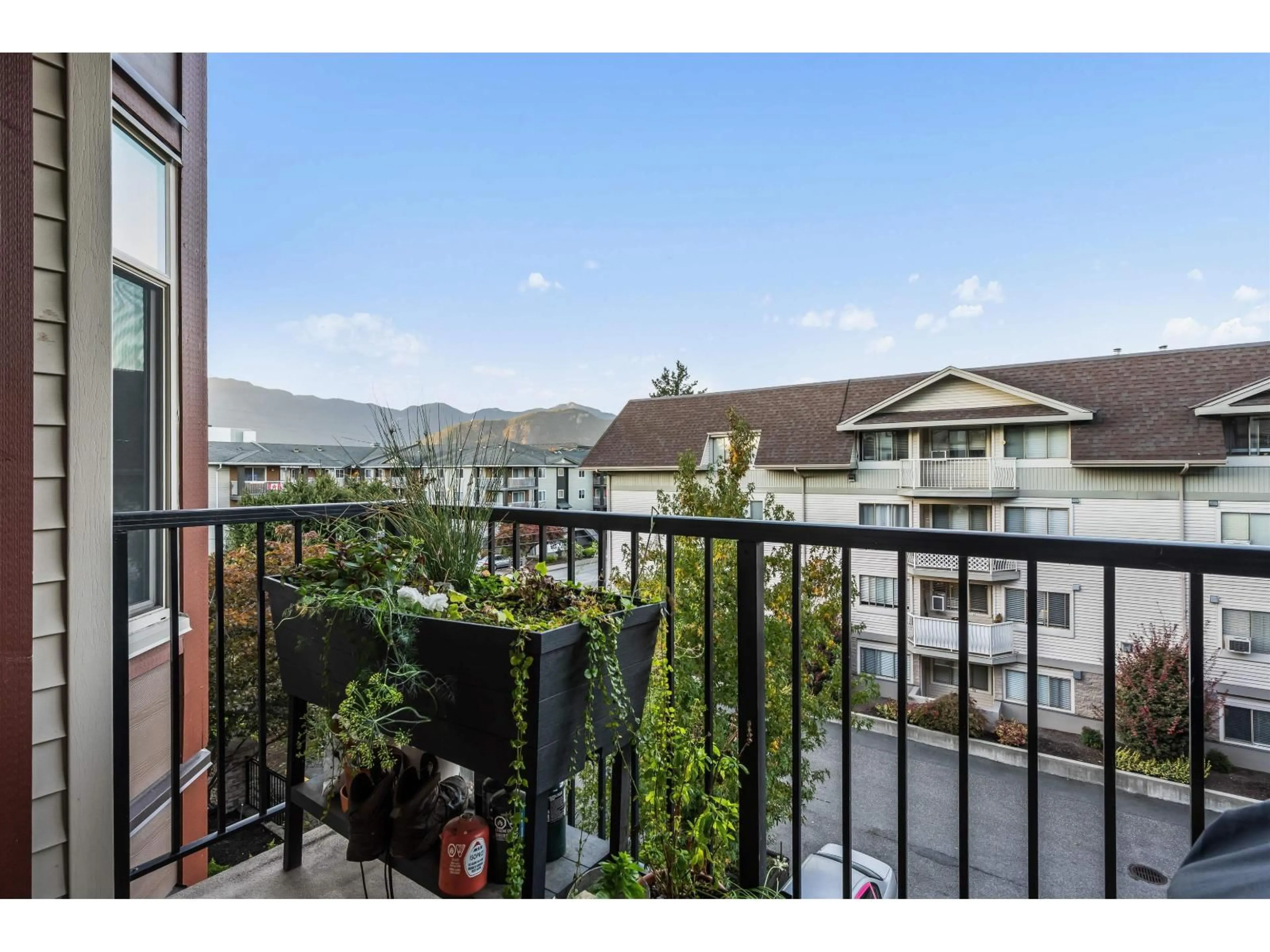 Balcony in the apartment, mountain view for 303 - 45615 BRETT AVENUE, Chilliwack British Columbia V2P1P1