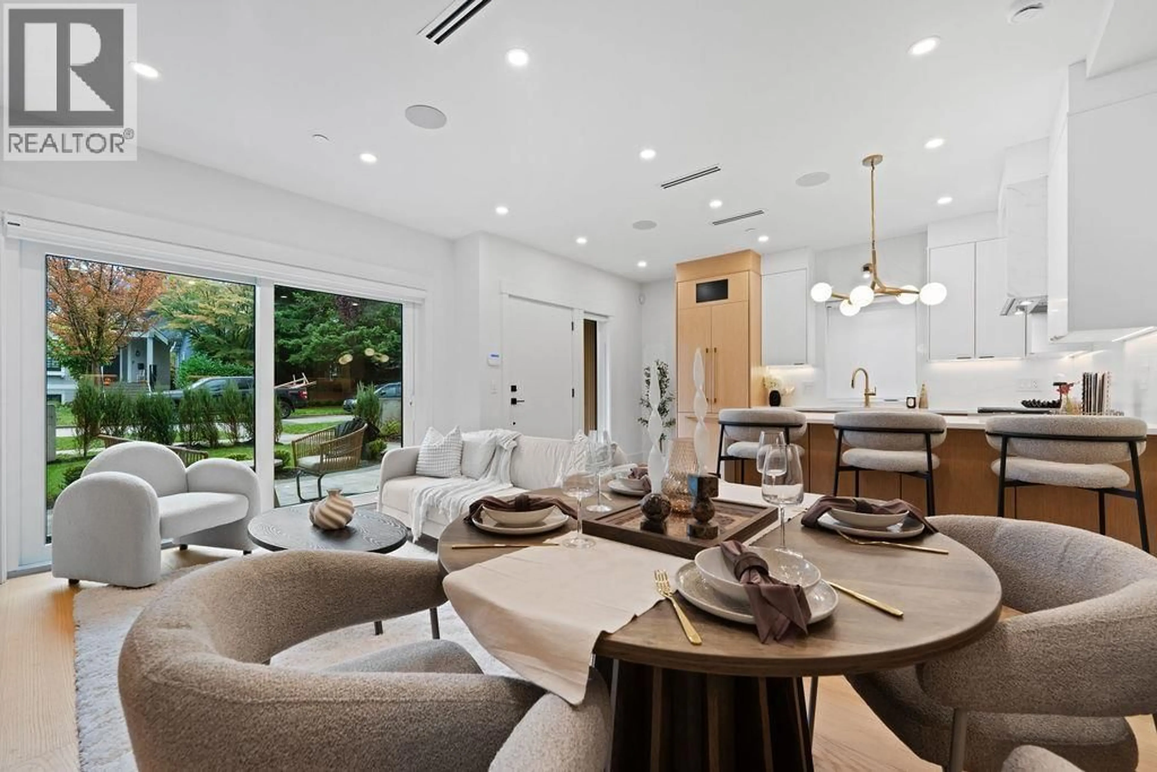 Unknown for 1 - 4549 11TH AVENUE, Vancouver British Columbia V6R2M5