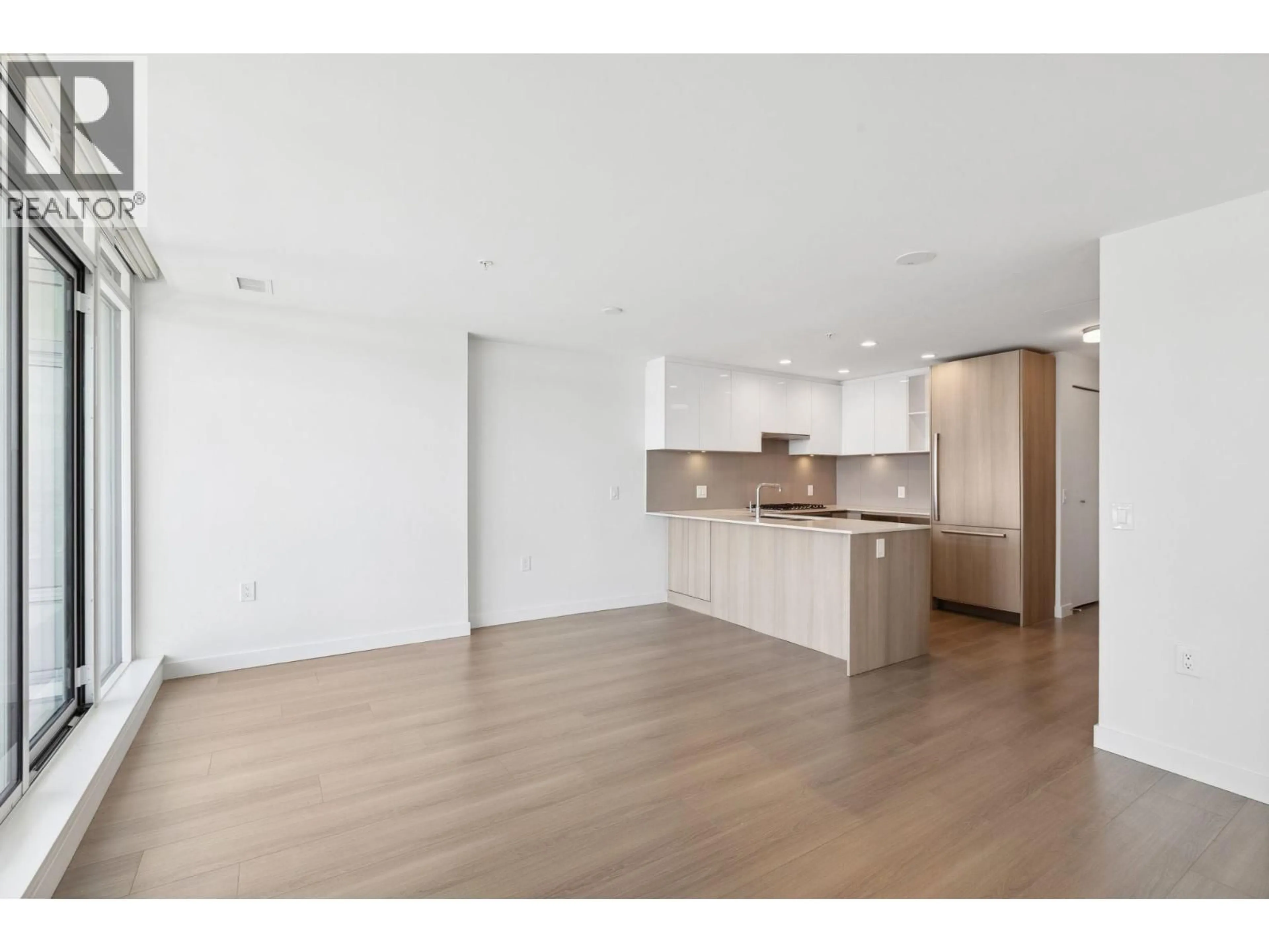 Open concept kitchen, wood/laminate floor for 1805 - 618 CARNARVON STREET, New Westminster British Columbia V3M0N9