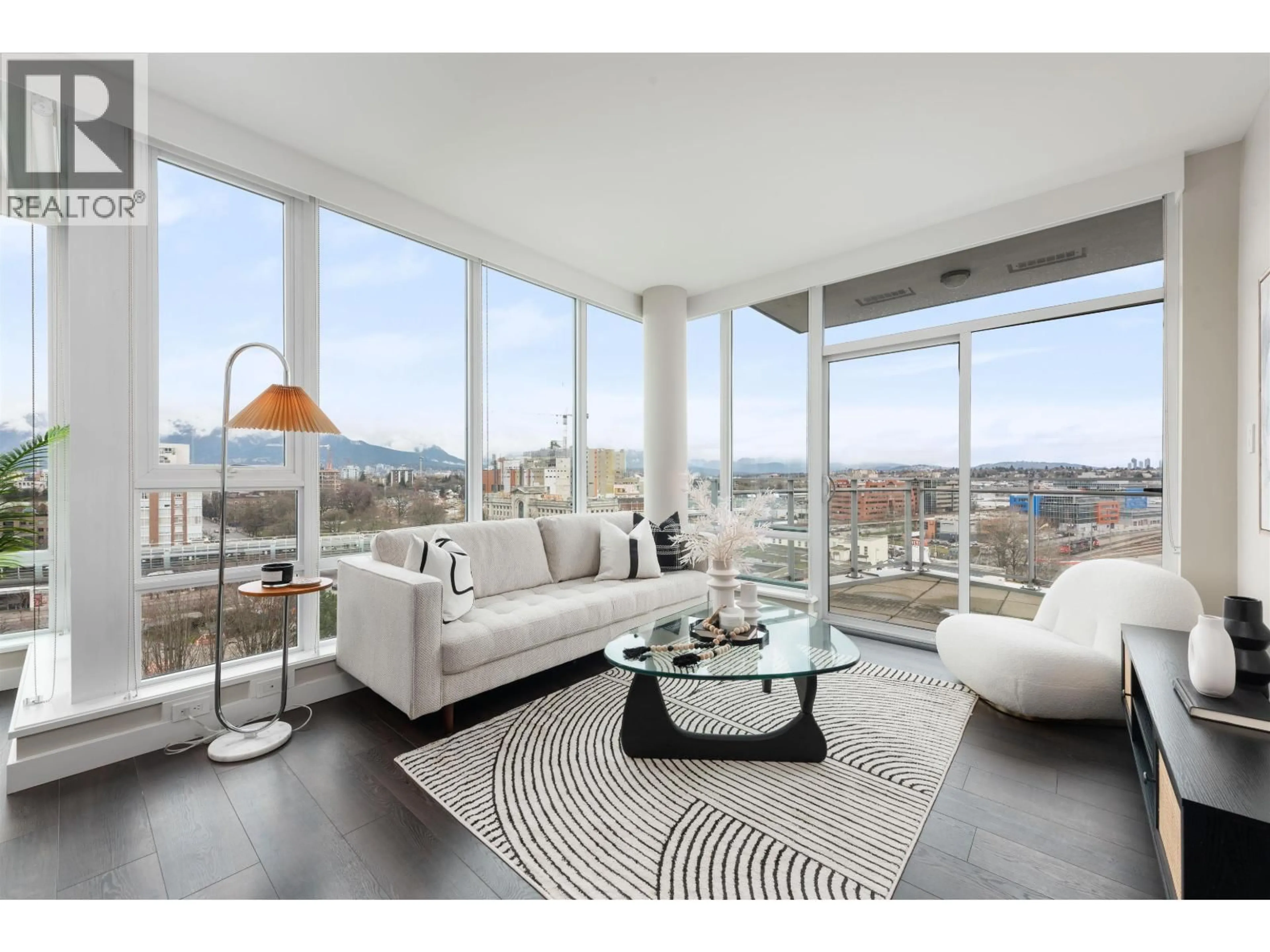 Living room with furniture, unknown for 1516 - 1618 QUEBEC STREET, Vancouver British Columbia V6A0C5