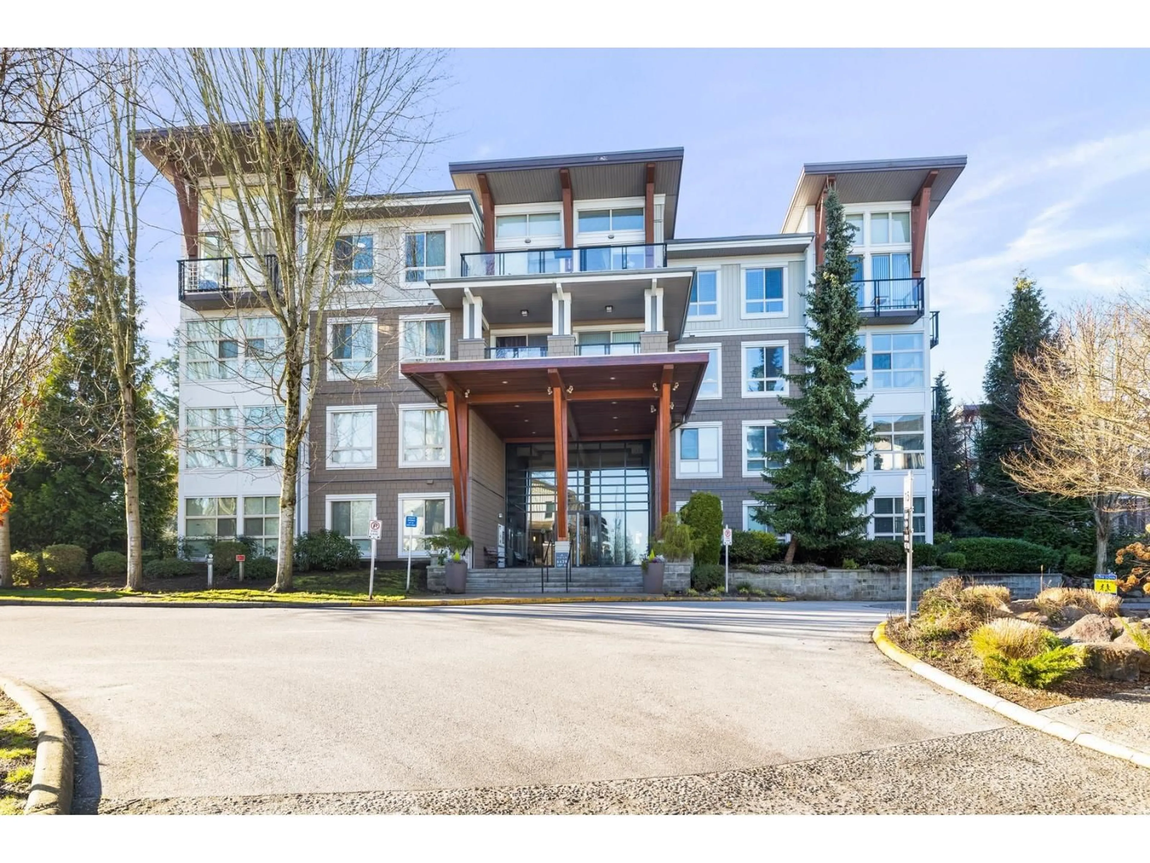 Unknown for 318 - 6628 120 STREET, Surrey British Columbia V3W1T7