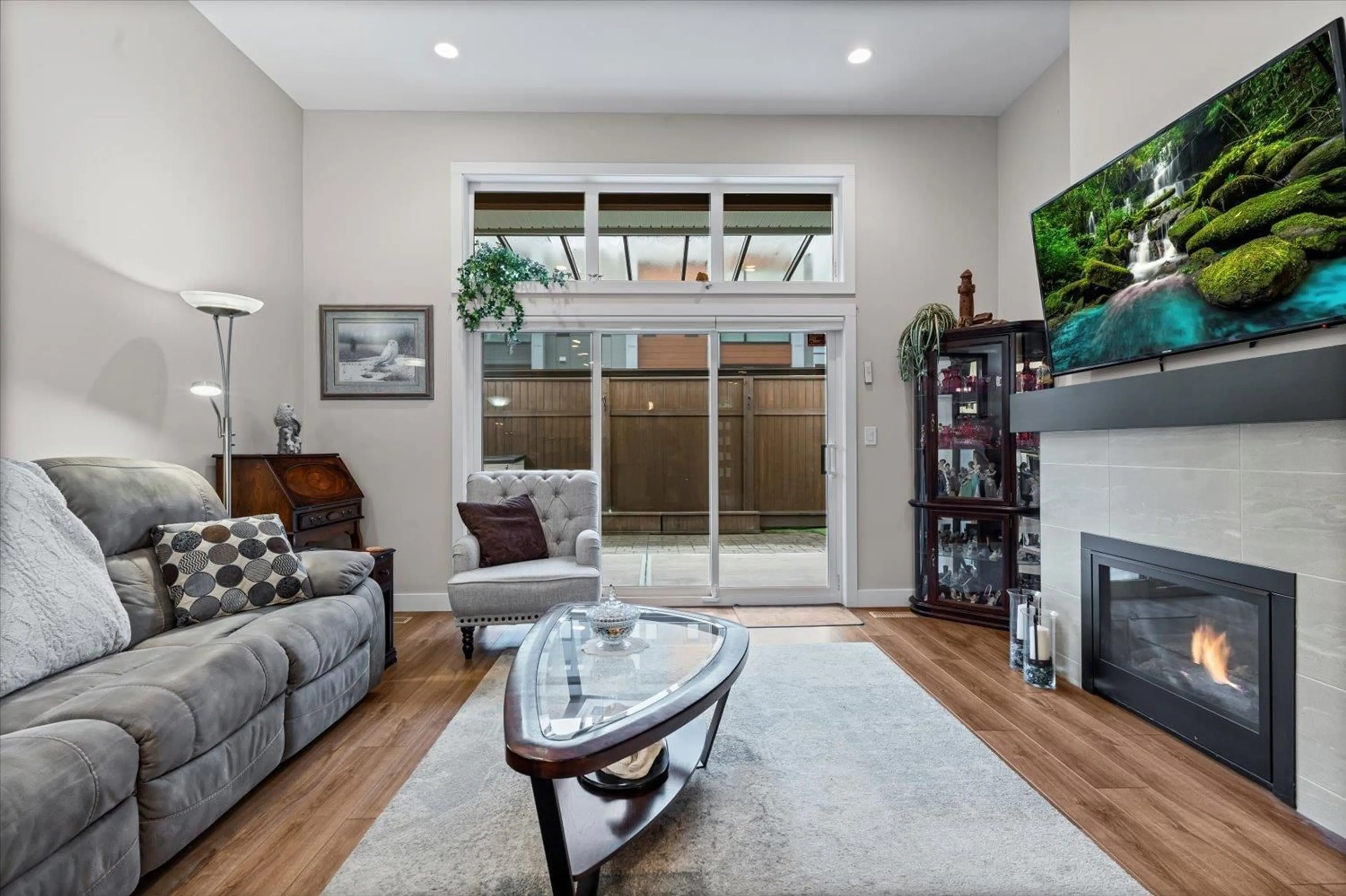 Living room with furniture, unknown for 85 - 46110 THOMAS ROAD, Chilliwack British Columbia V2R2R4