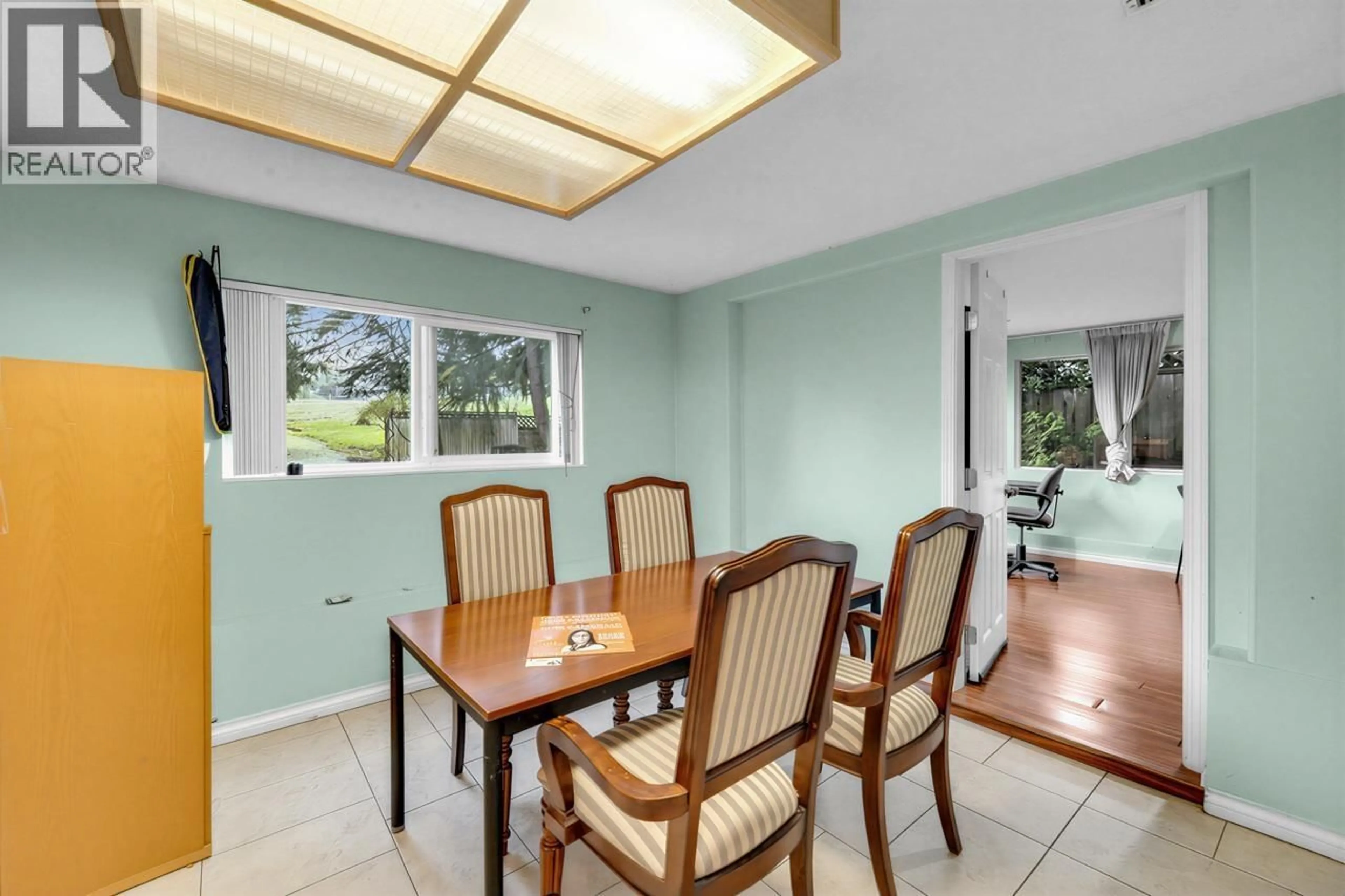 Dining room, unknown for 7674 BURRIS STREET, Burnaby British Columbia V5E1Z3