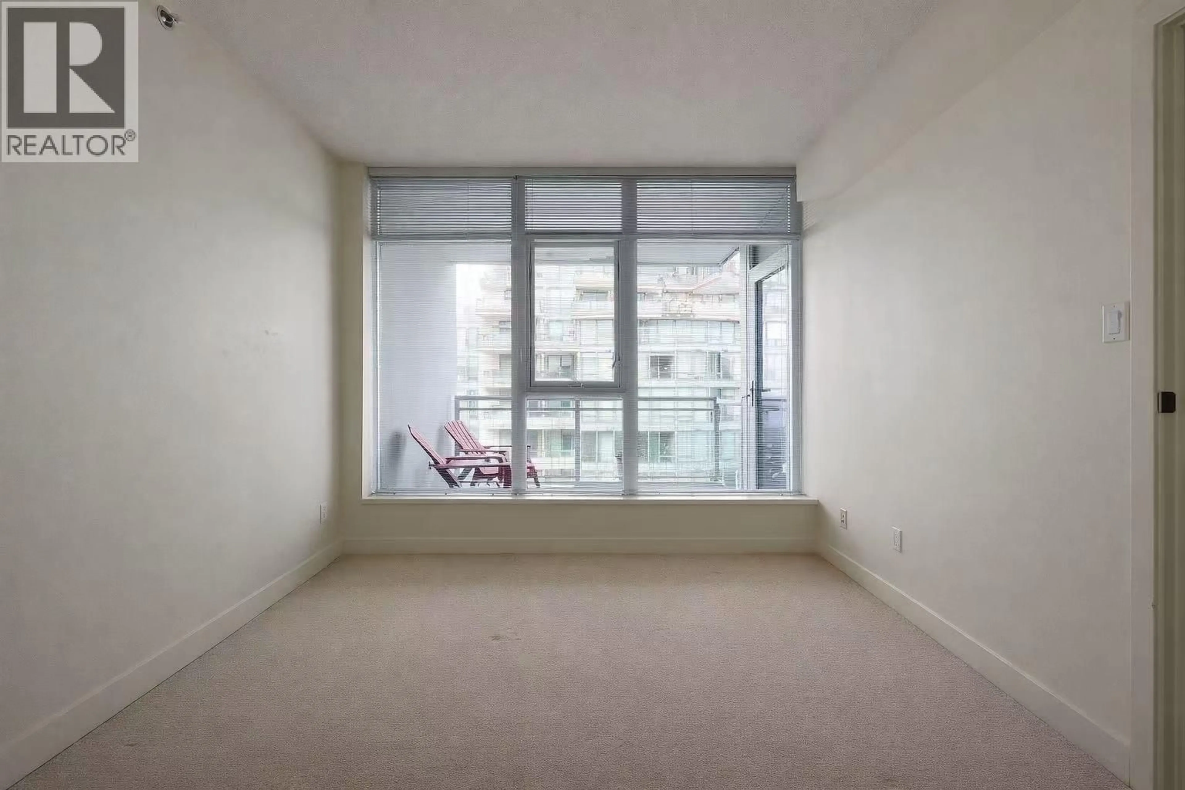 A pic of a room for 1609 - 5900 ALDERBRIDGE WAY, Richmond British Columbia V6X0B6