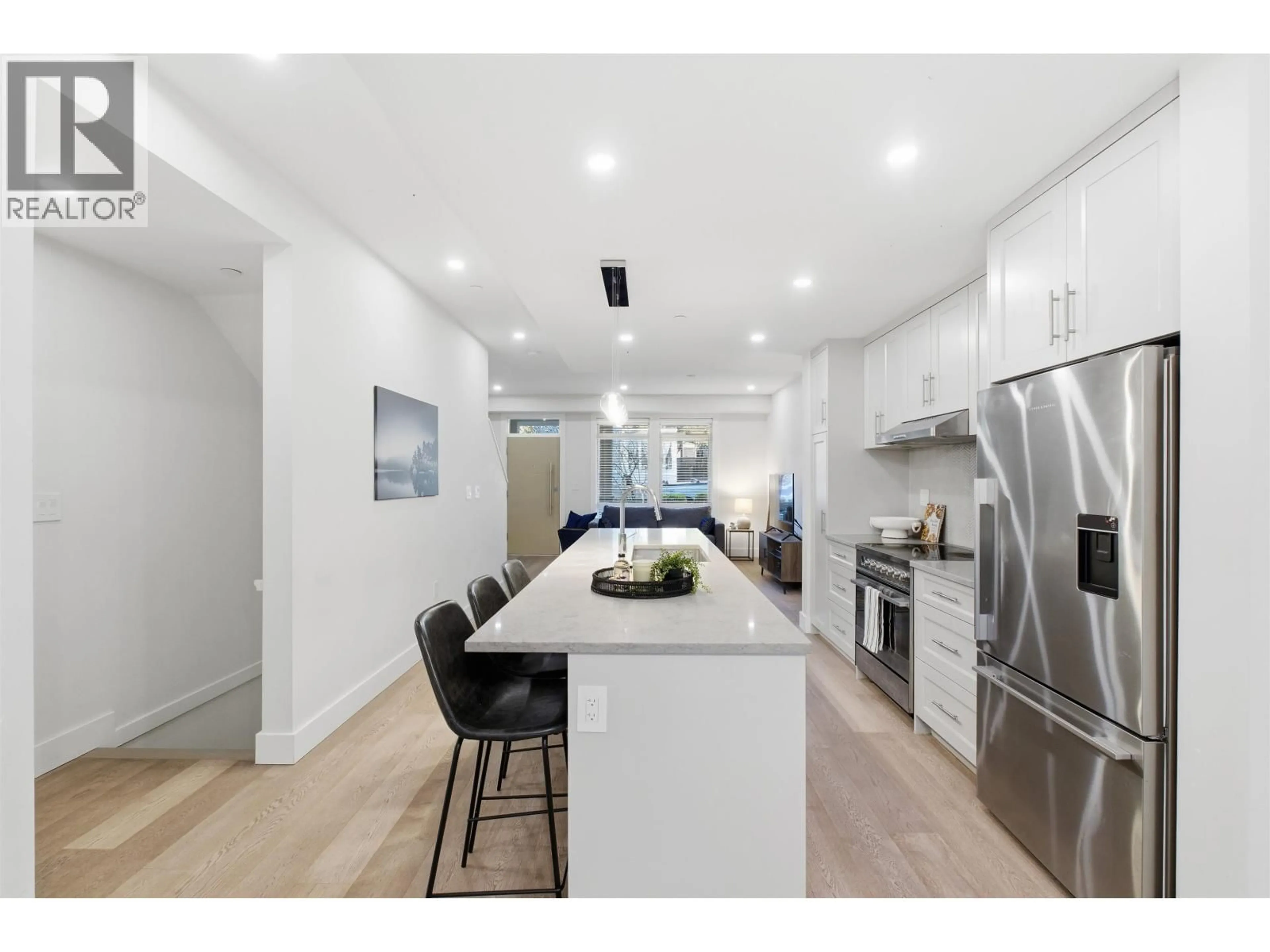 Open concept kitchen, unknown for 2 - 115 QUEENS ROAD, North Vancouver British Columbia V7N2K4