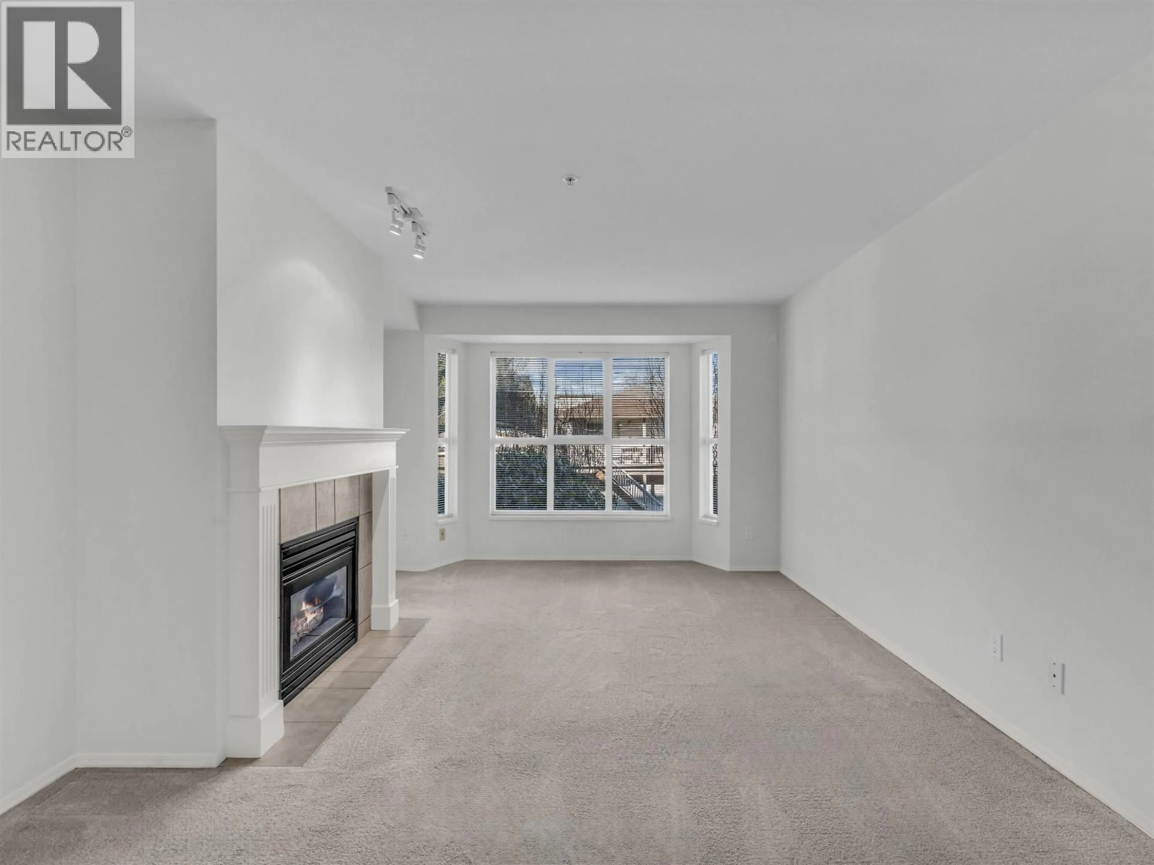 A pic of a room for 201 - 2393 WELCHER AVENUE, Port Coquitlam British Columbia V3C1X6